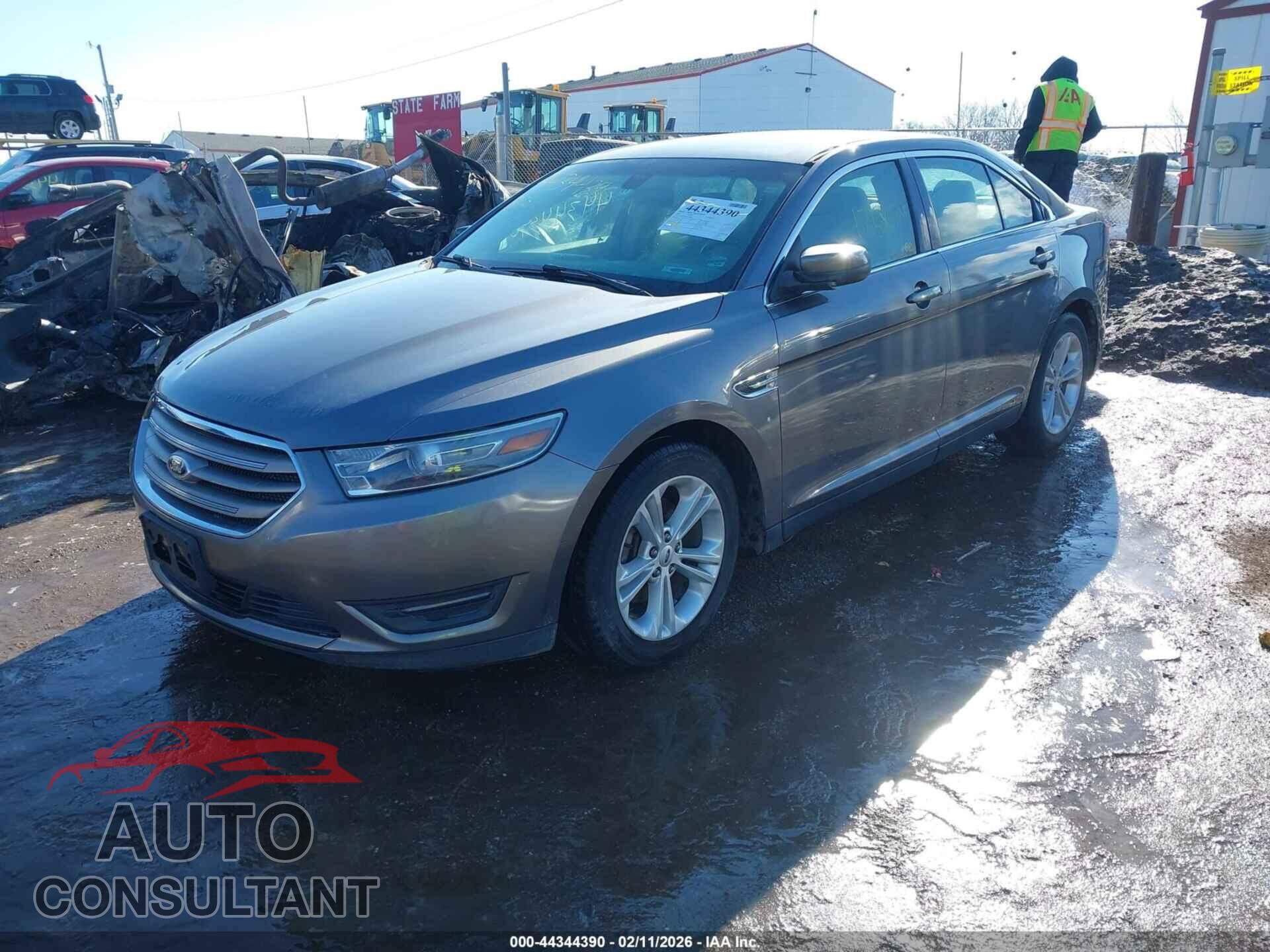 FORD TAURUS 2014 - 1FAHP2E85EG138470