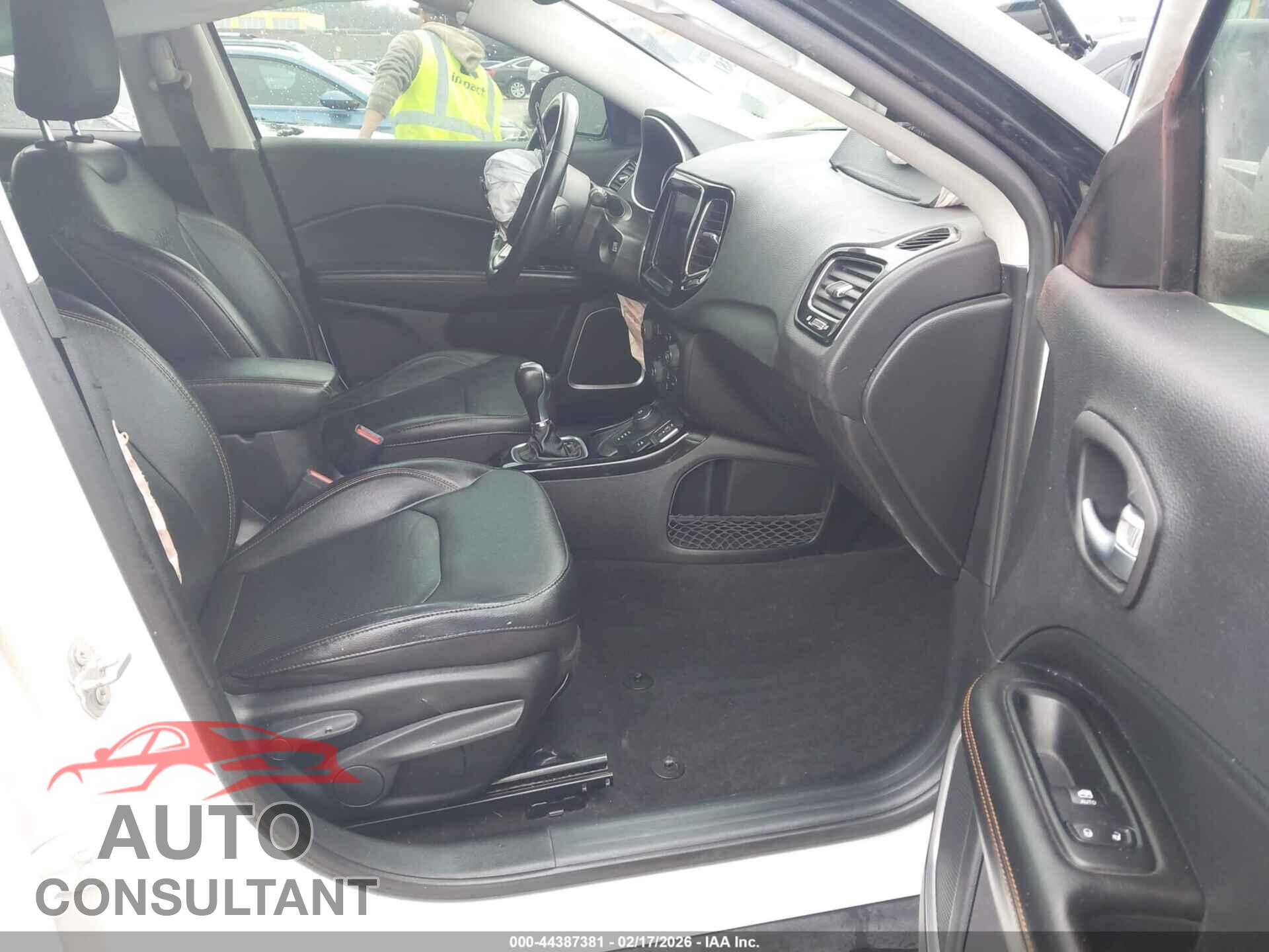 JEEP COMPASS 2020 - 3C4NJDCBXLT233821