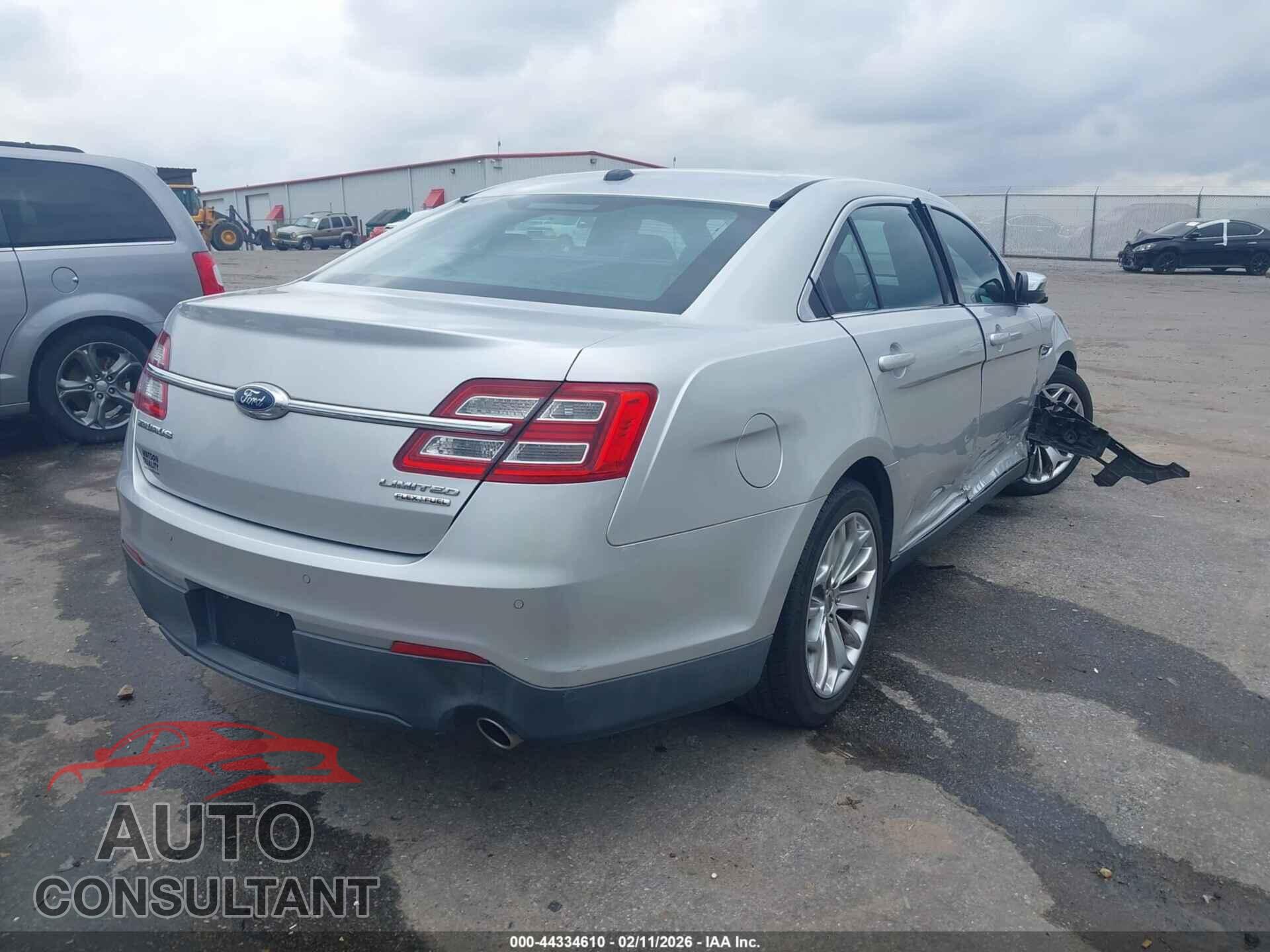 FORD TAURUS 2015 - 1FAHP2F85FG130109