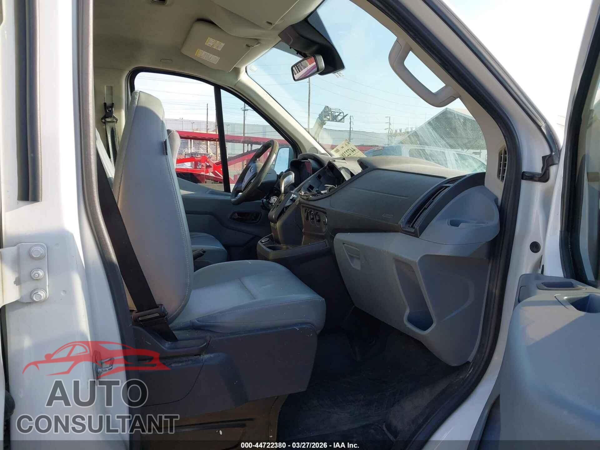 FORD TRANSIT-150 2017 - 1FTYE1ZM7HKA96645