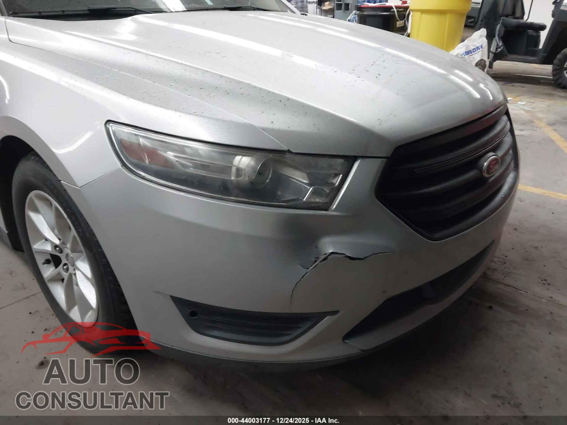 FORD TAURUS 2013 - 1FAHP2D86DG117045