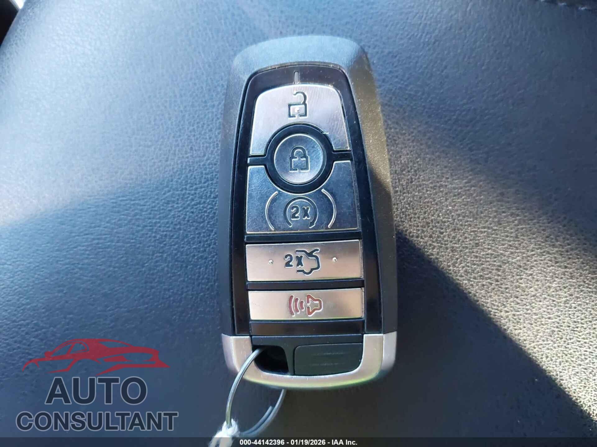 FORD EDGE 2017 - 2FMPK3J82HBC59139