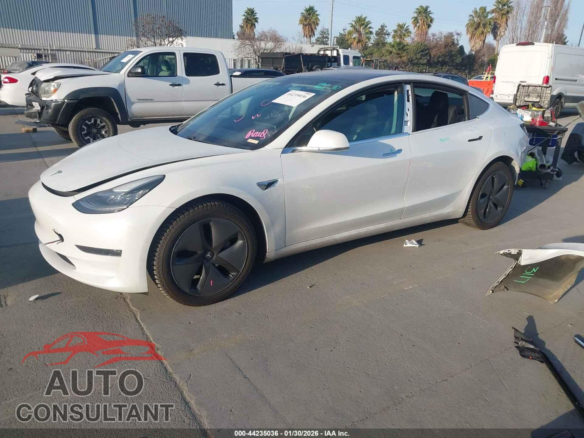TESLA MODEL 3 2019 - 5YJ3E1EA5KF313992