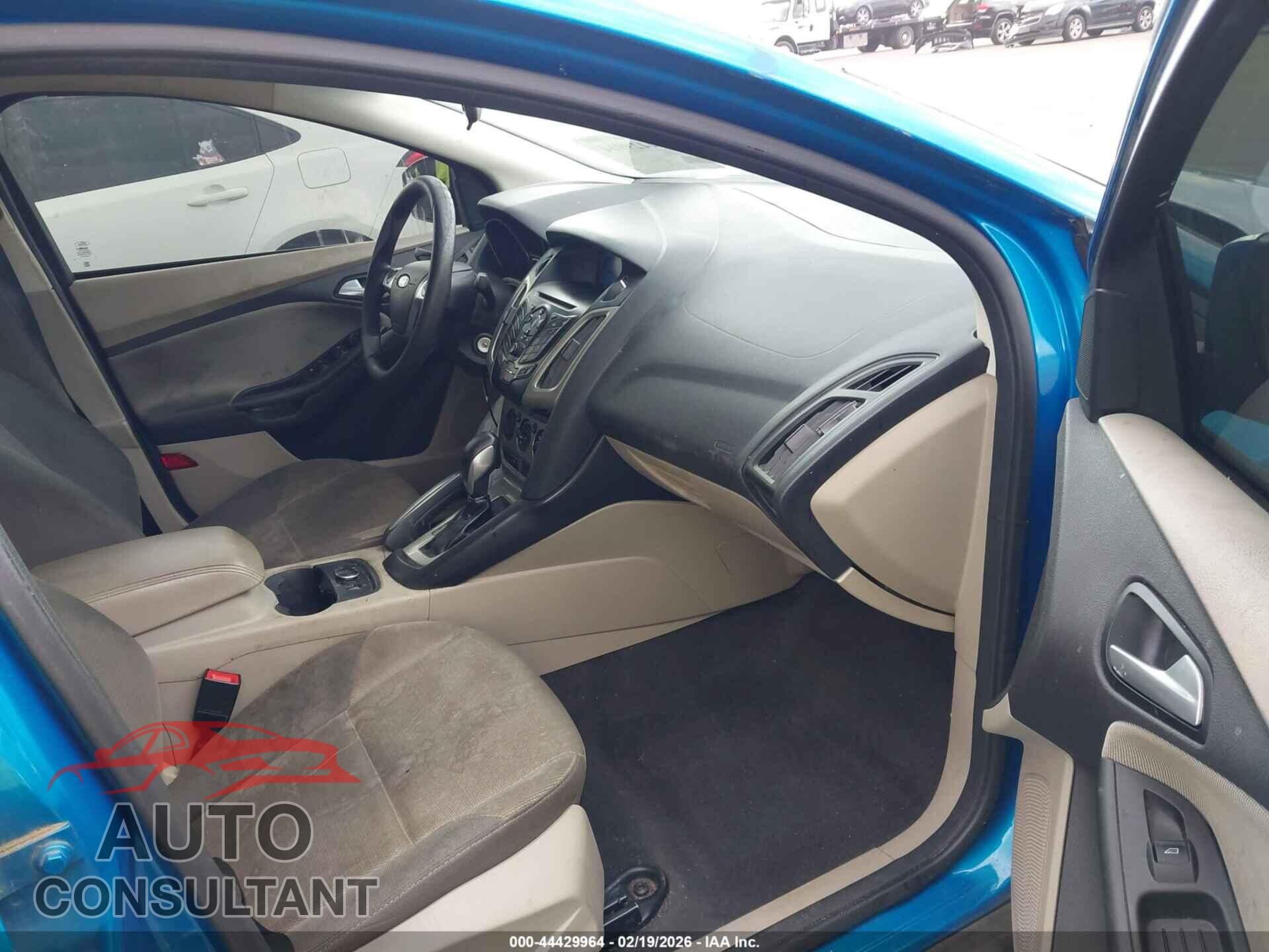 FORD FOCUS 2014 - 1FADP3F26EL134935