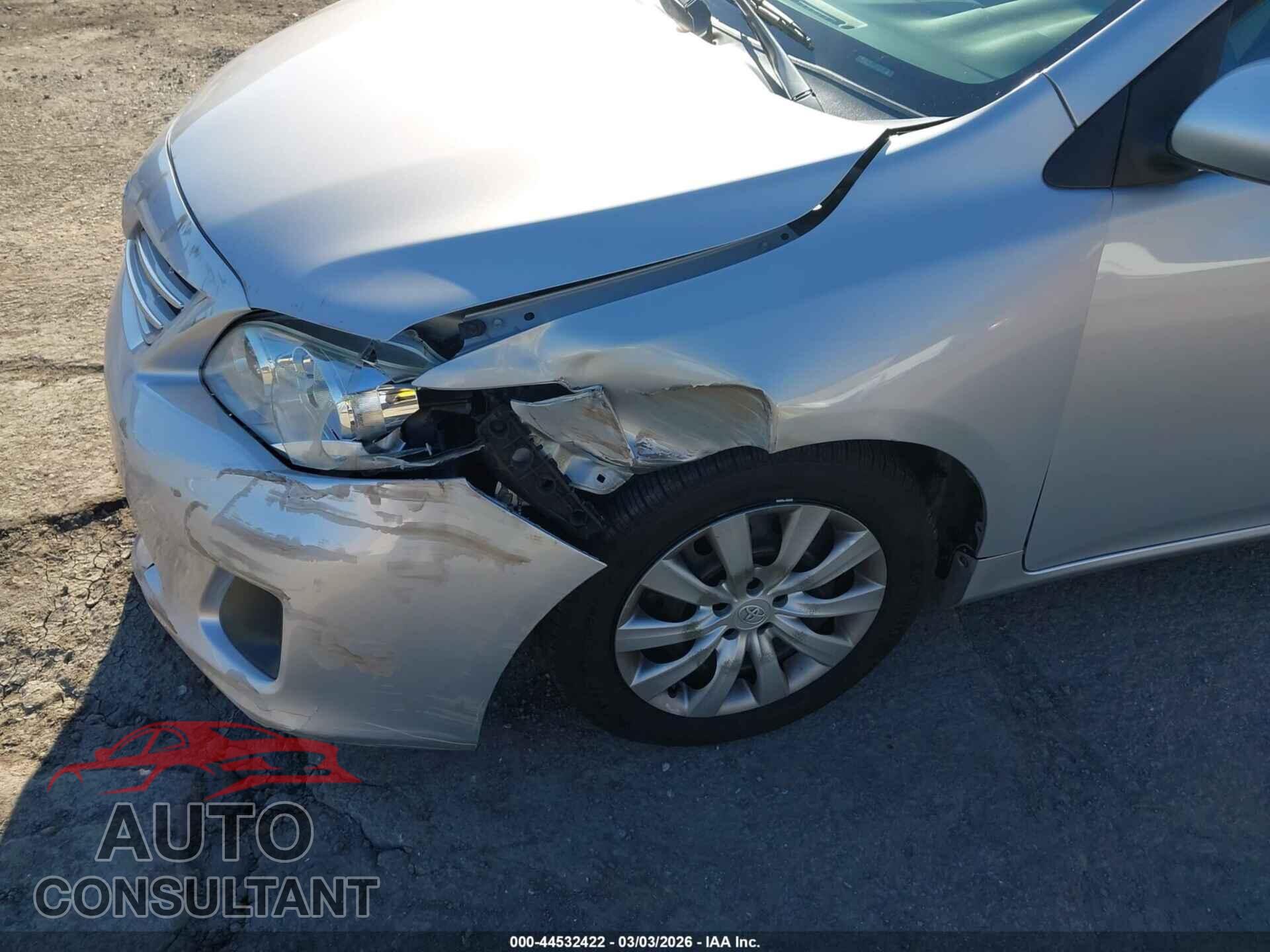 TOYOTA COROLLA 2013 - 2T1BU4EE4DC956909