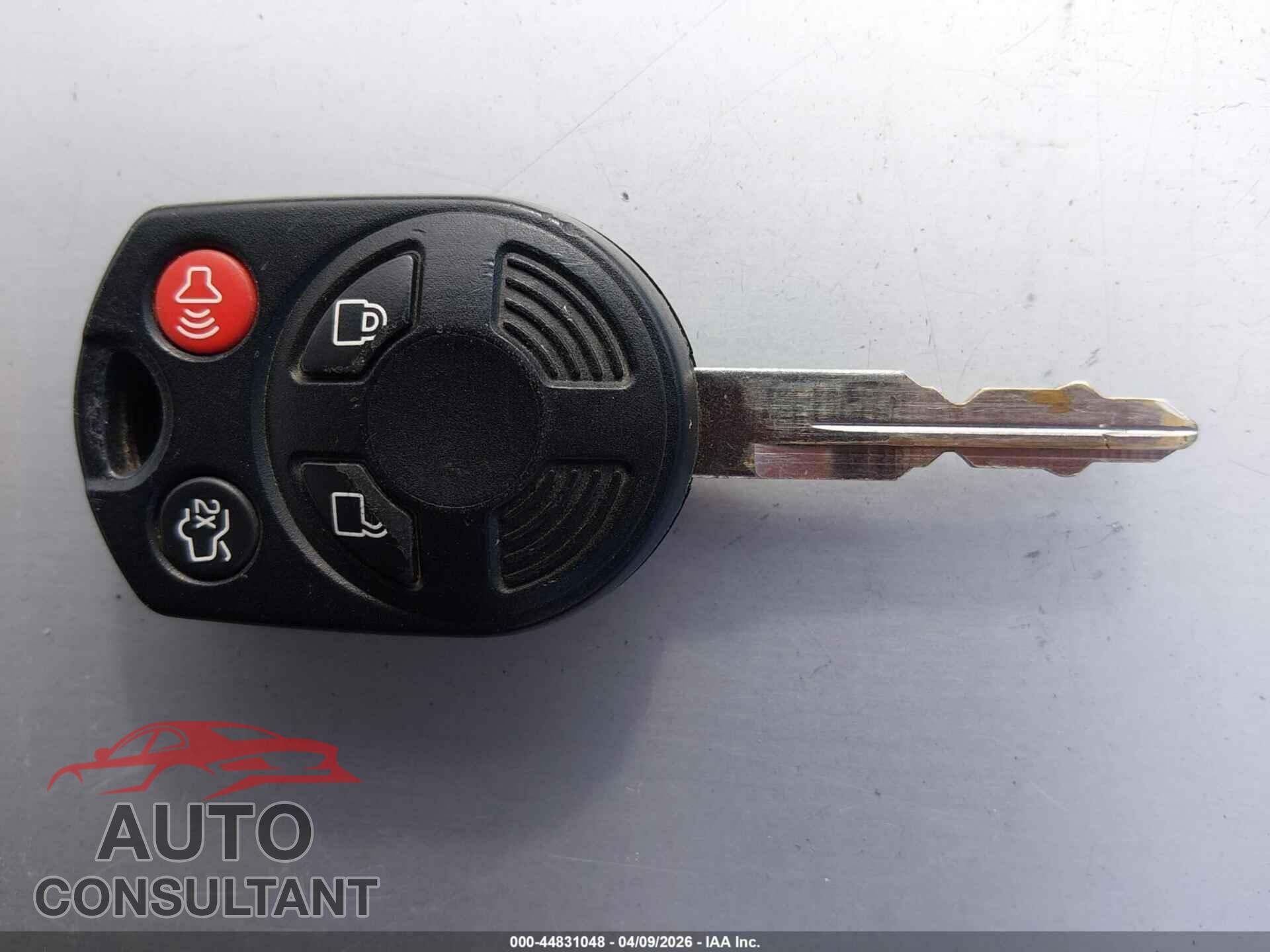FORD ESCAPE 2010 - 1FMCU9D71AKC89520