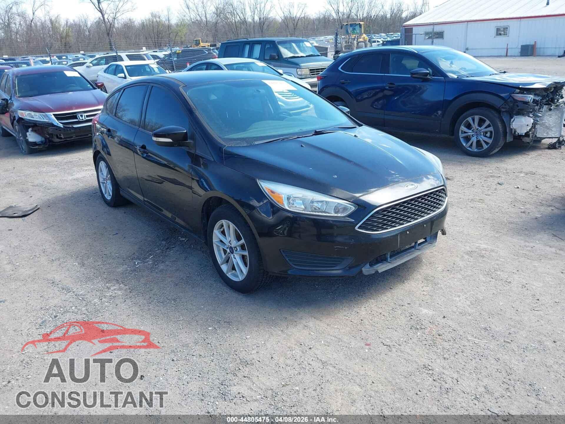 FORD FOCUS 2017 - 1FADP3K29HL249183