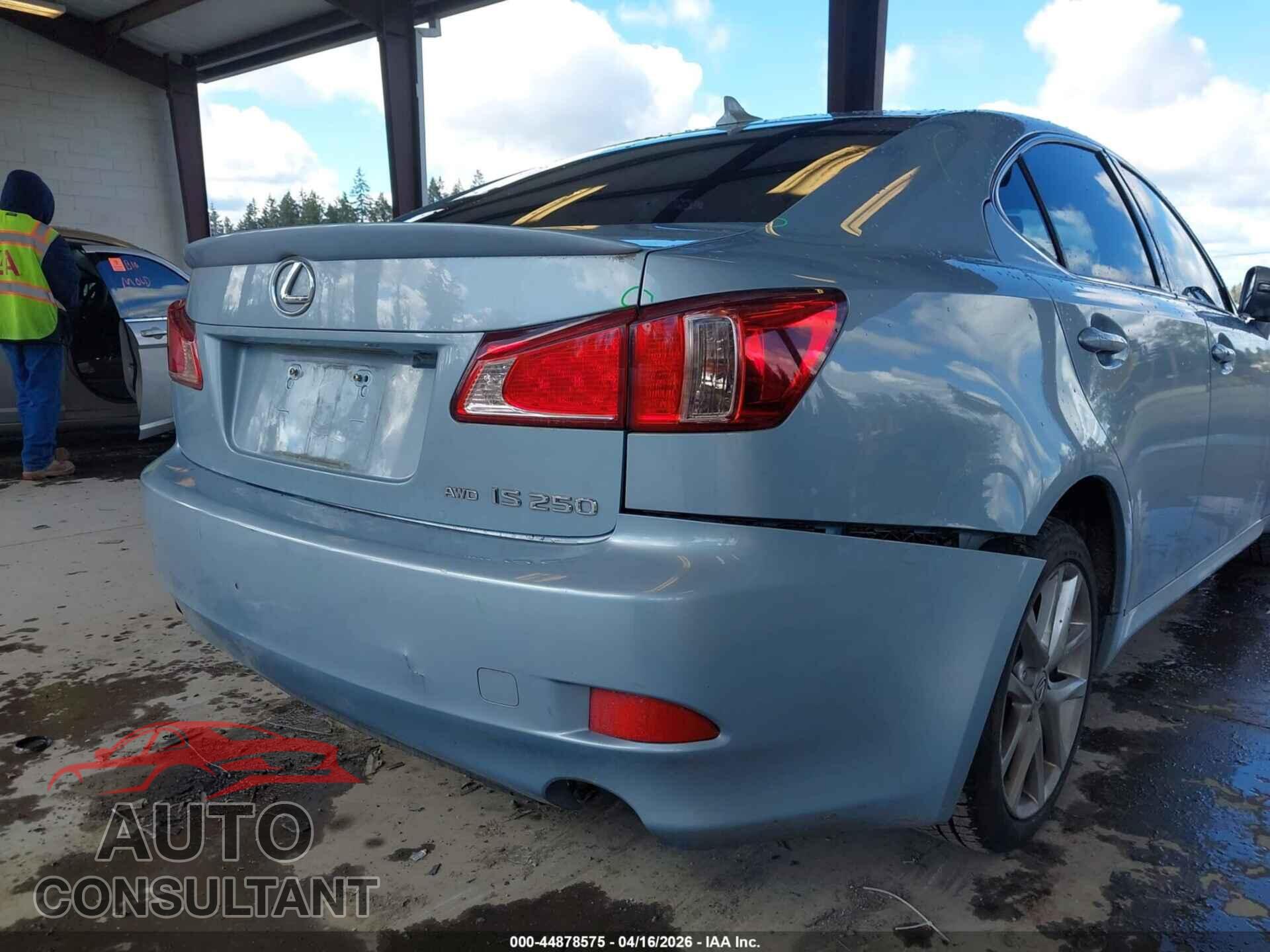 LEXUS IS 250 2011 - JTHCF5C29B5045058
