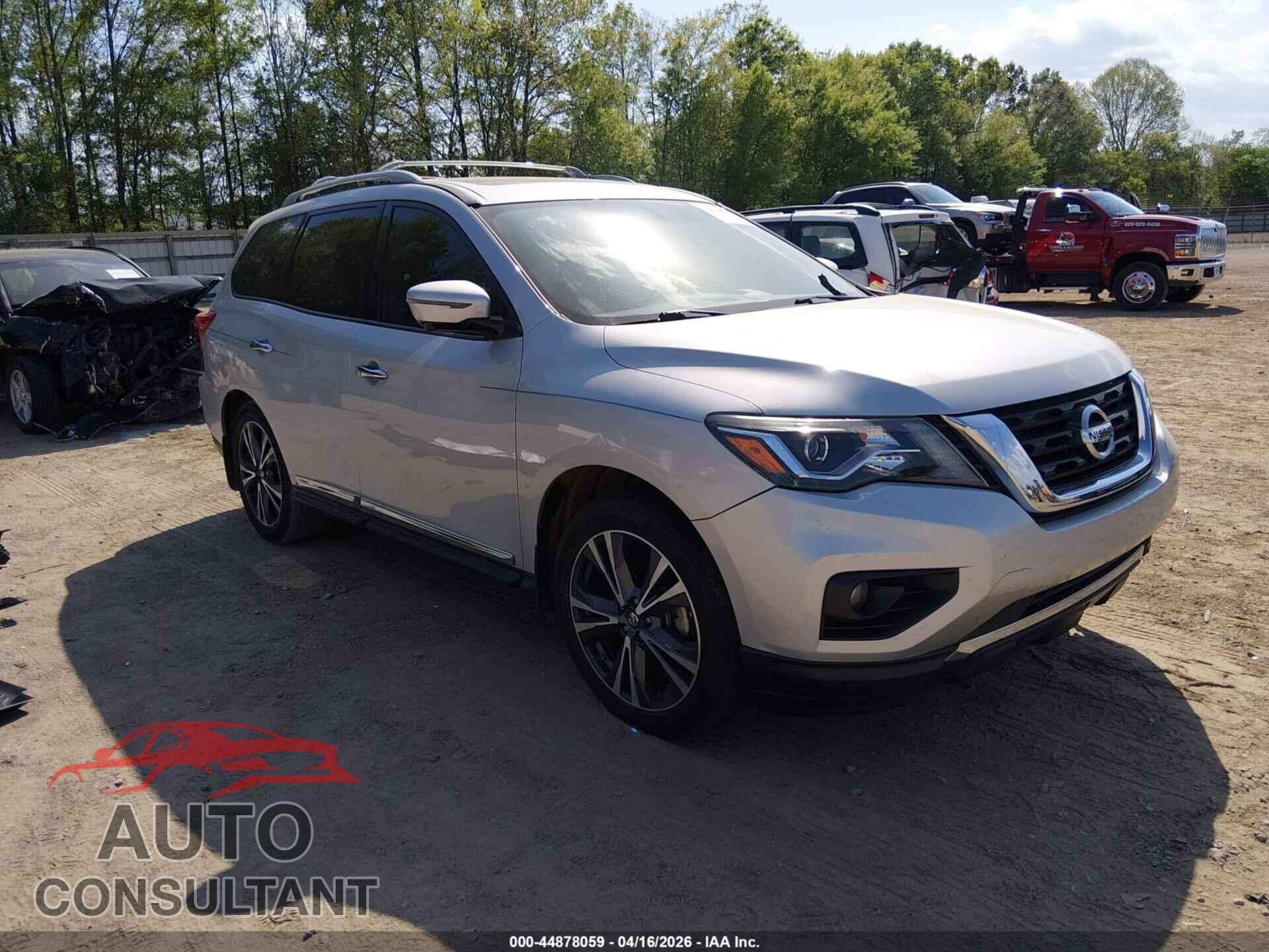 NISSAN PATHFINDER 2017 - 5N1DR2MN8HC903950