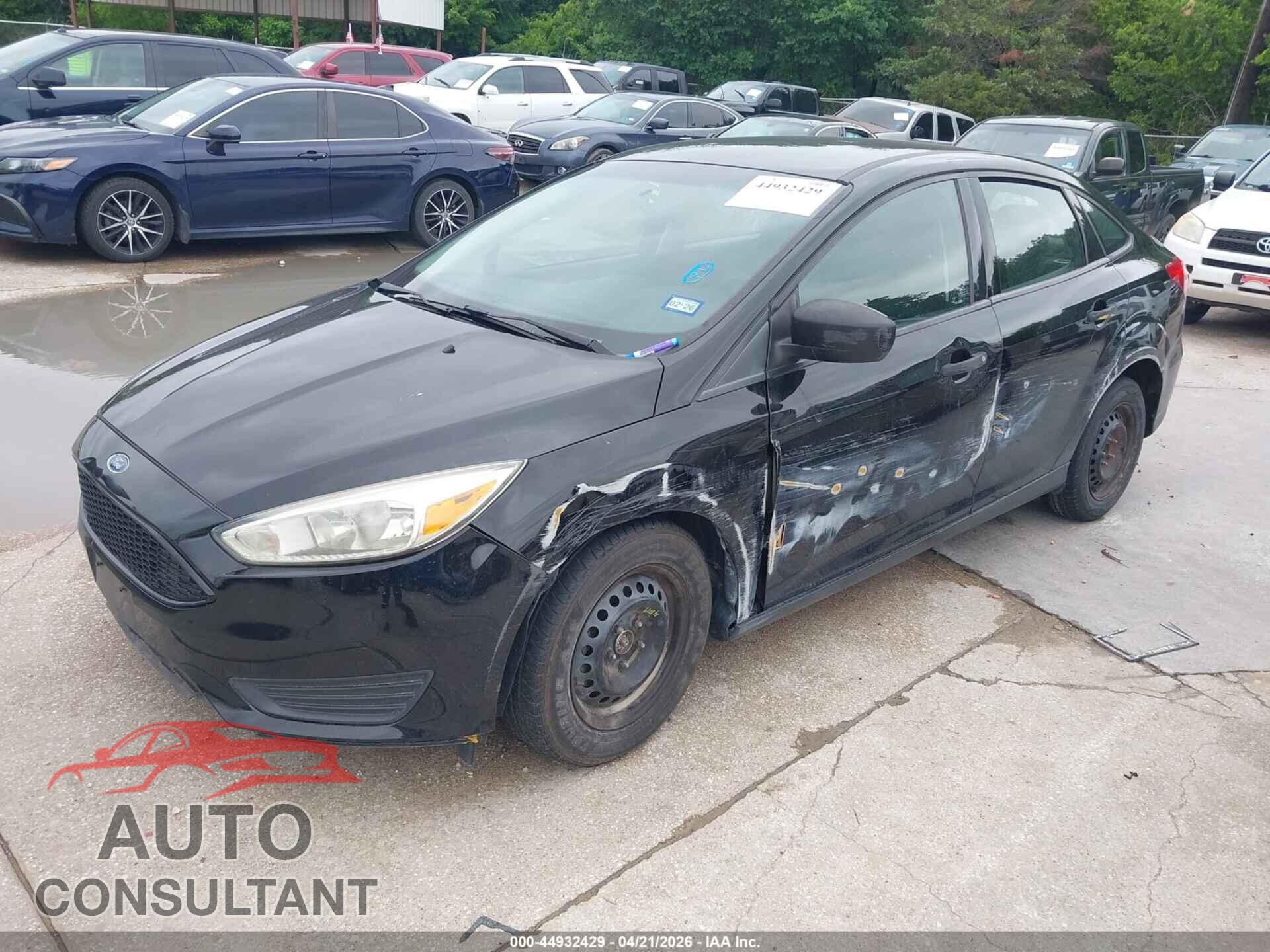 FORD FOCUS 2017 - 1FADP3E29HL234856
