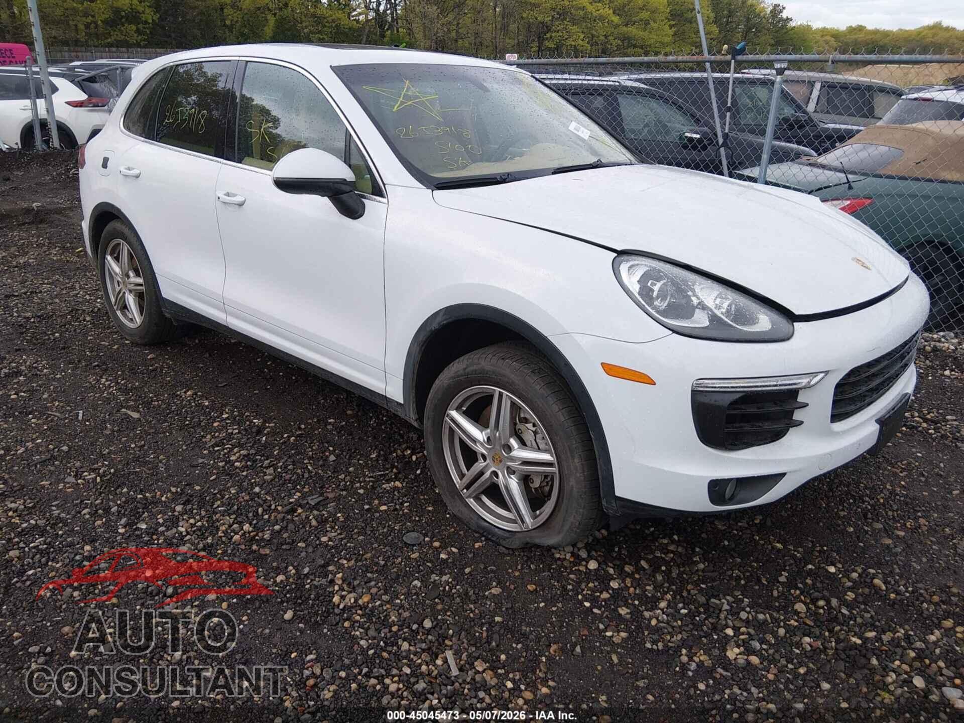 PORSCHE CAYENNE 2016 - WP1AB2A21GLA93872