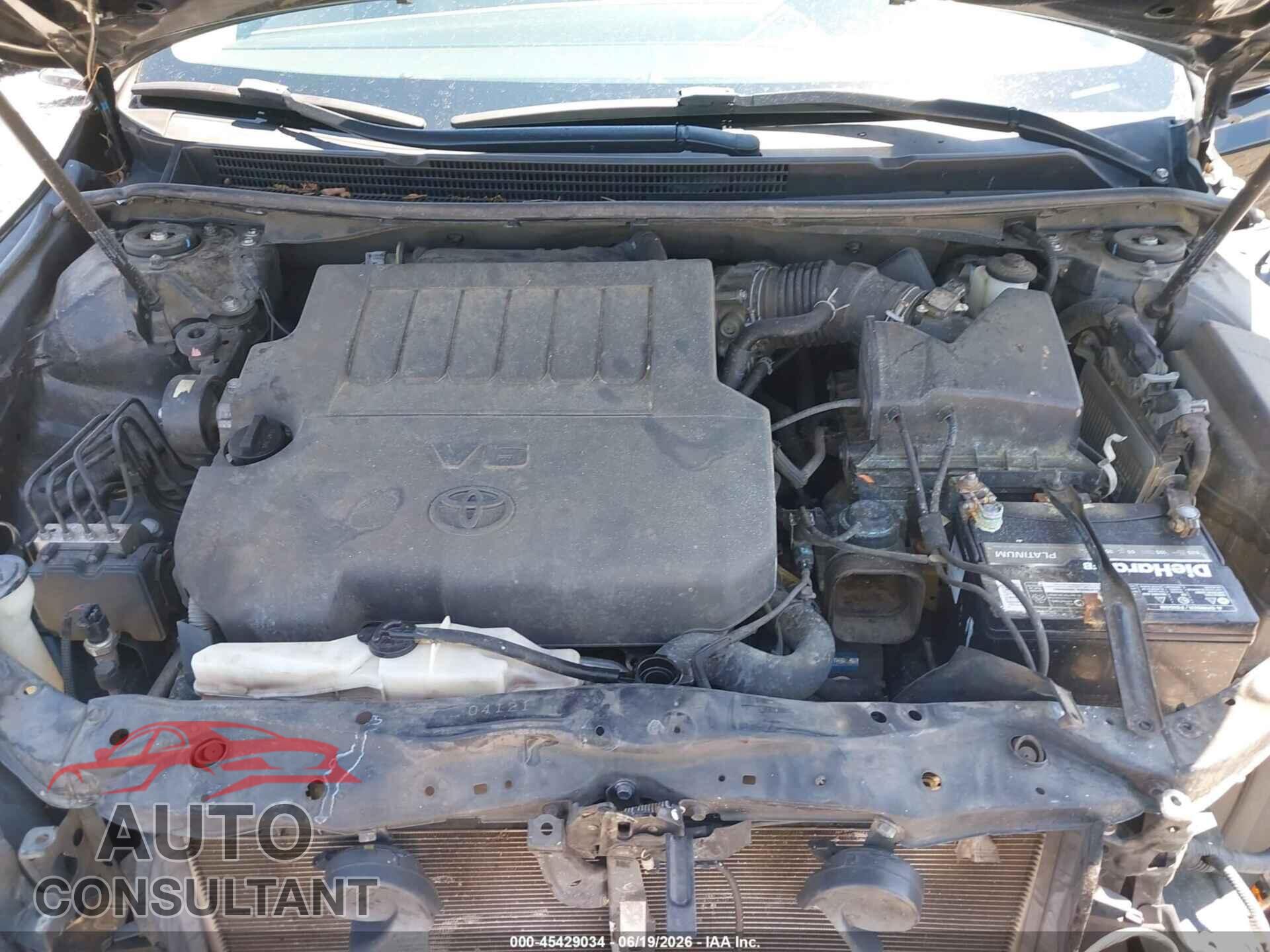 TOYOTA AVALON 2013 - 4T1BK1EB4DU074390