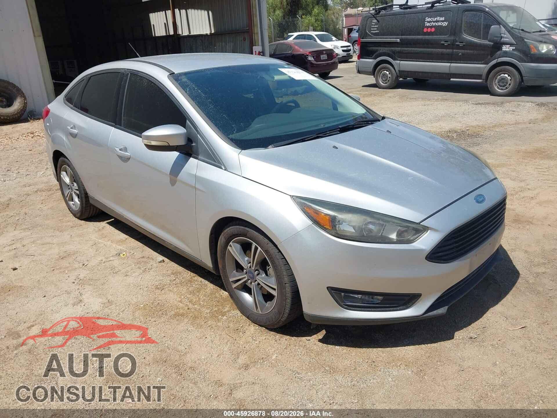 FORD FOCUS 2017 - 1FADP3FE1HL235878