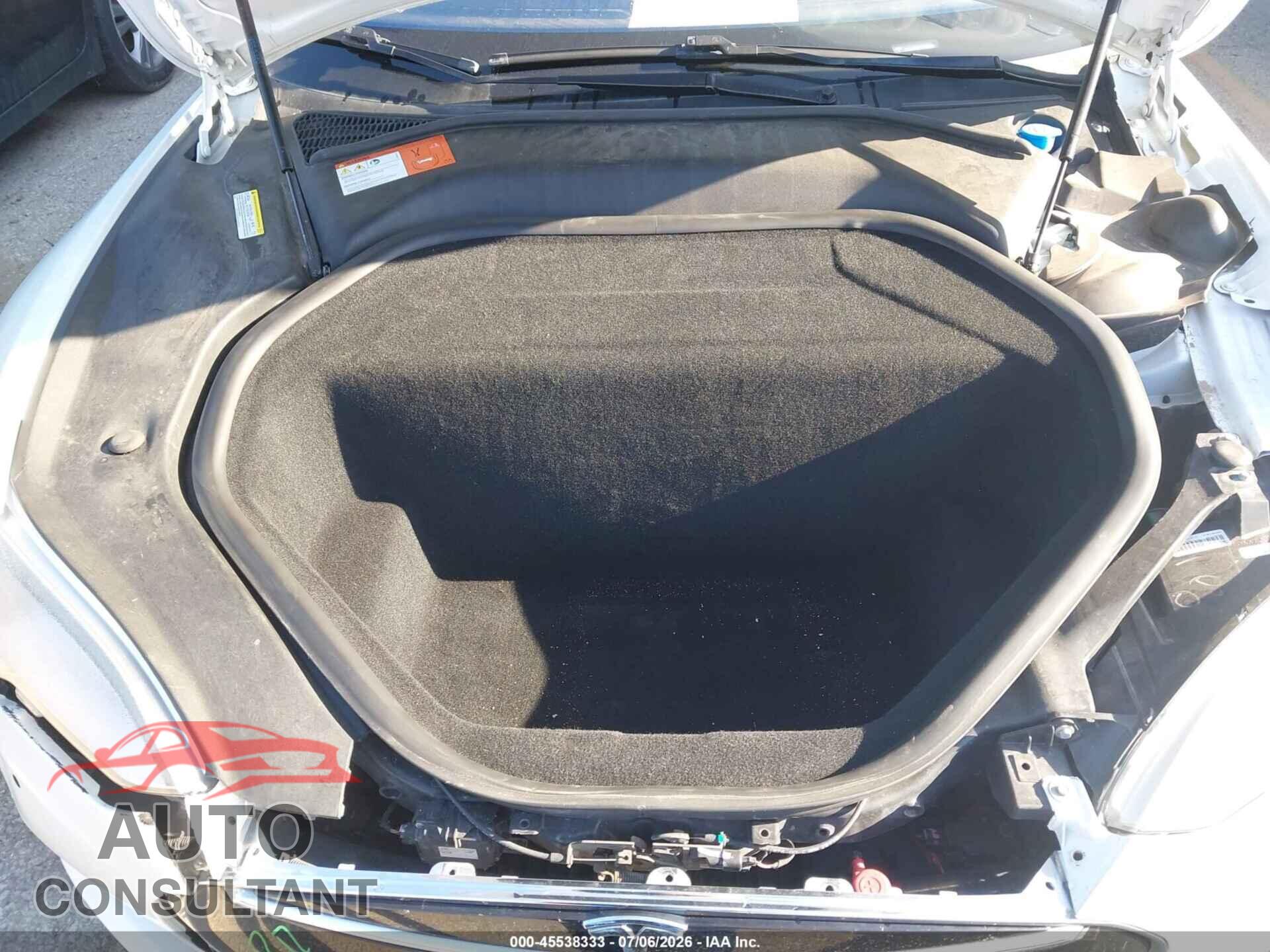 TESLA MODEL S 2015 - 5YJSA1E2XFF102034