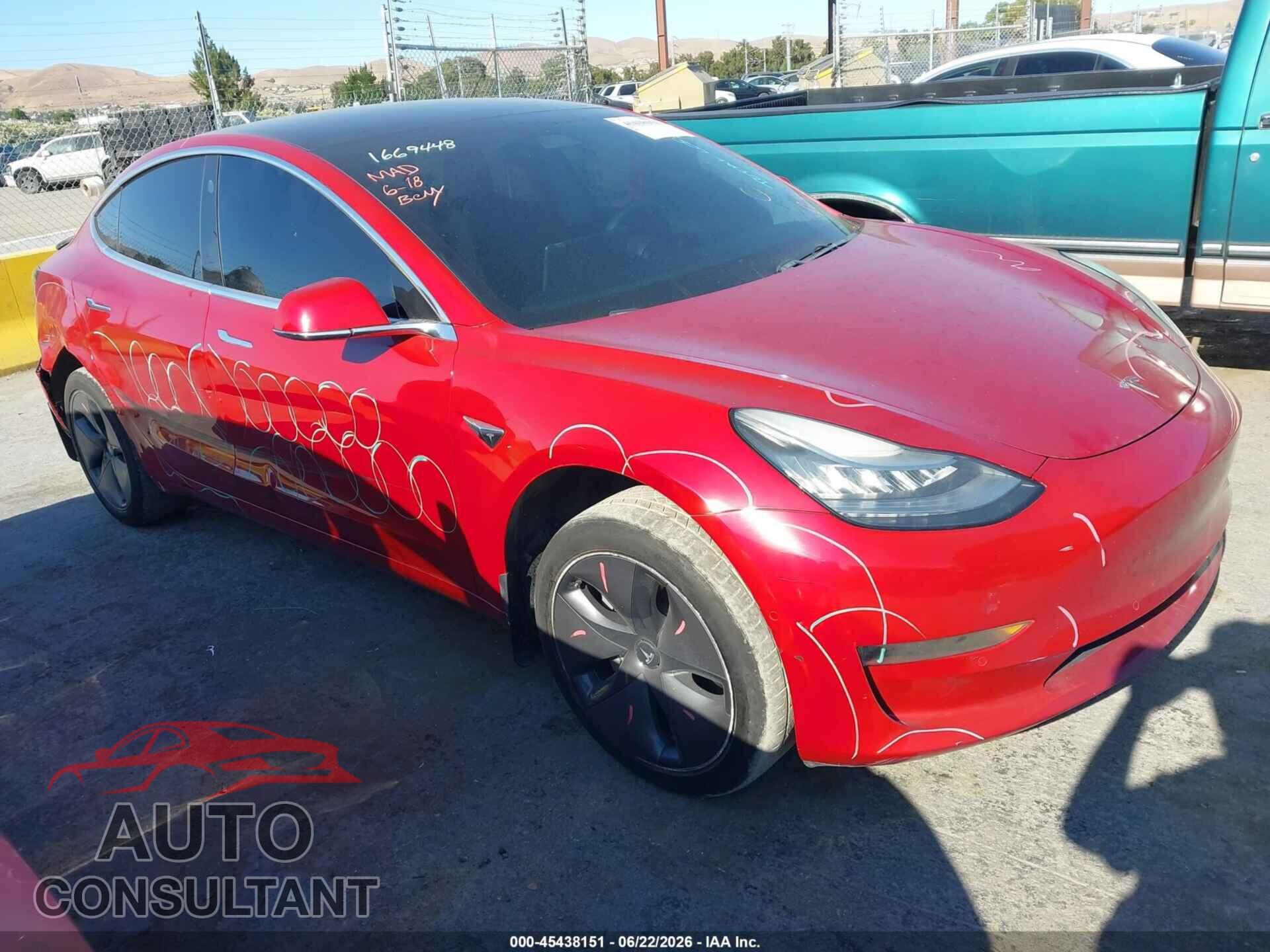 TESLA MODEL 3 2019 - 5YJ3E1EA9KF396536