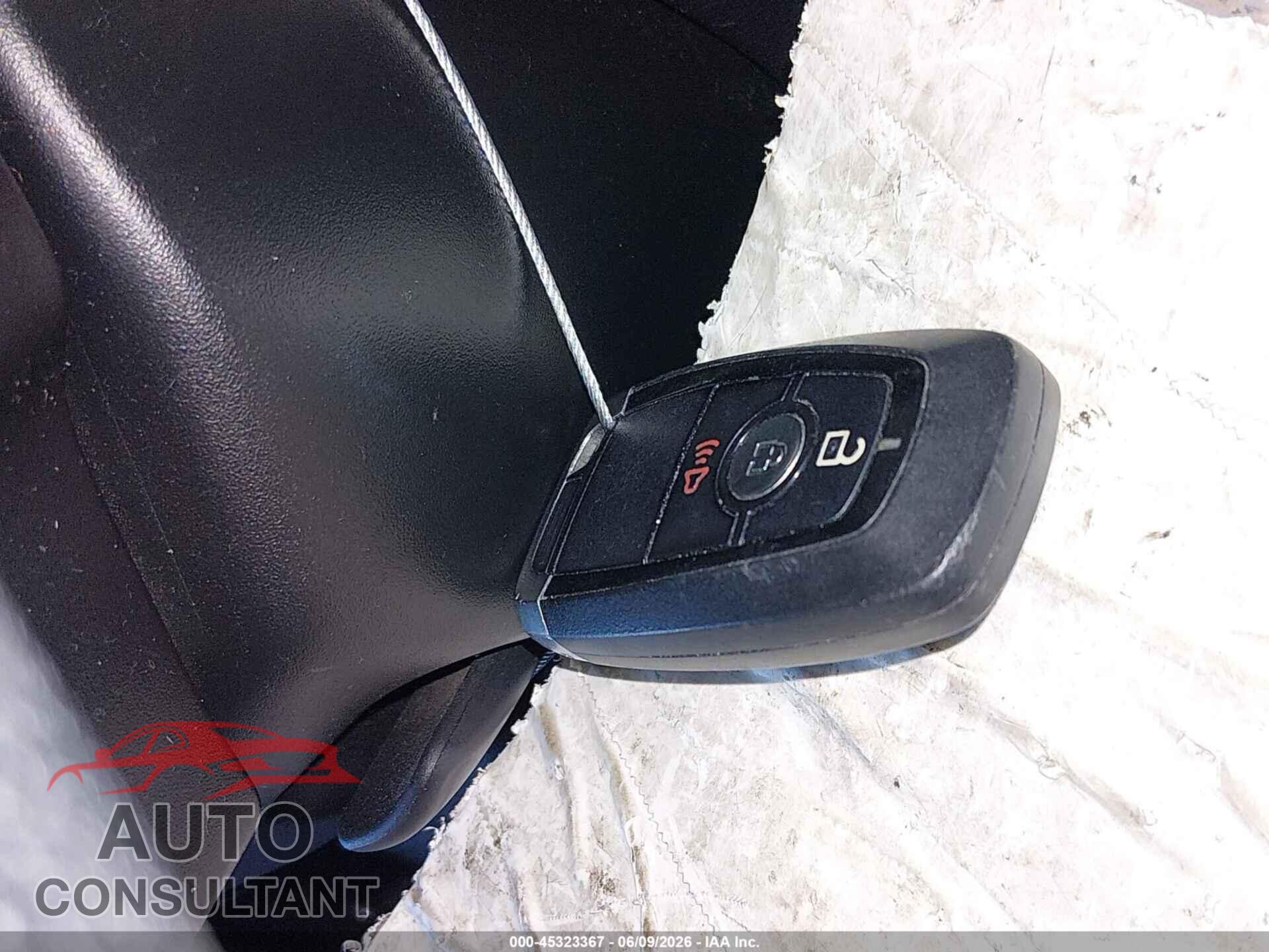 FORD EXPLORER 2018 - 1FM5K7D8XJGB65843