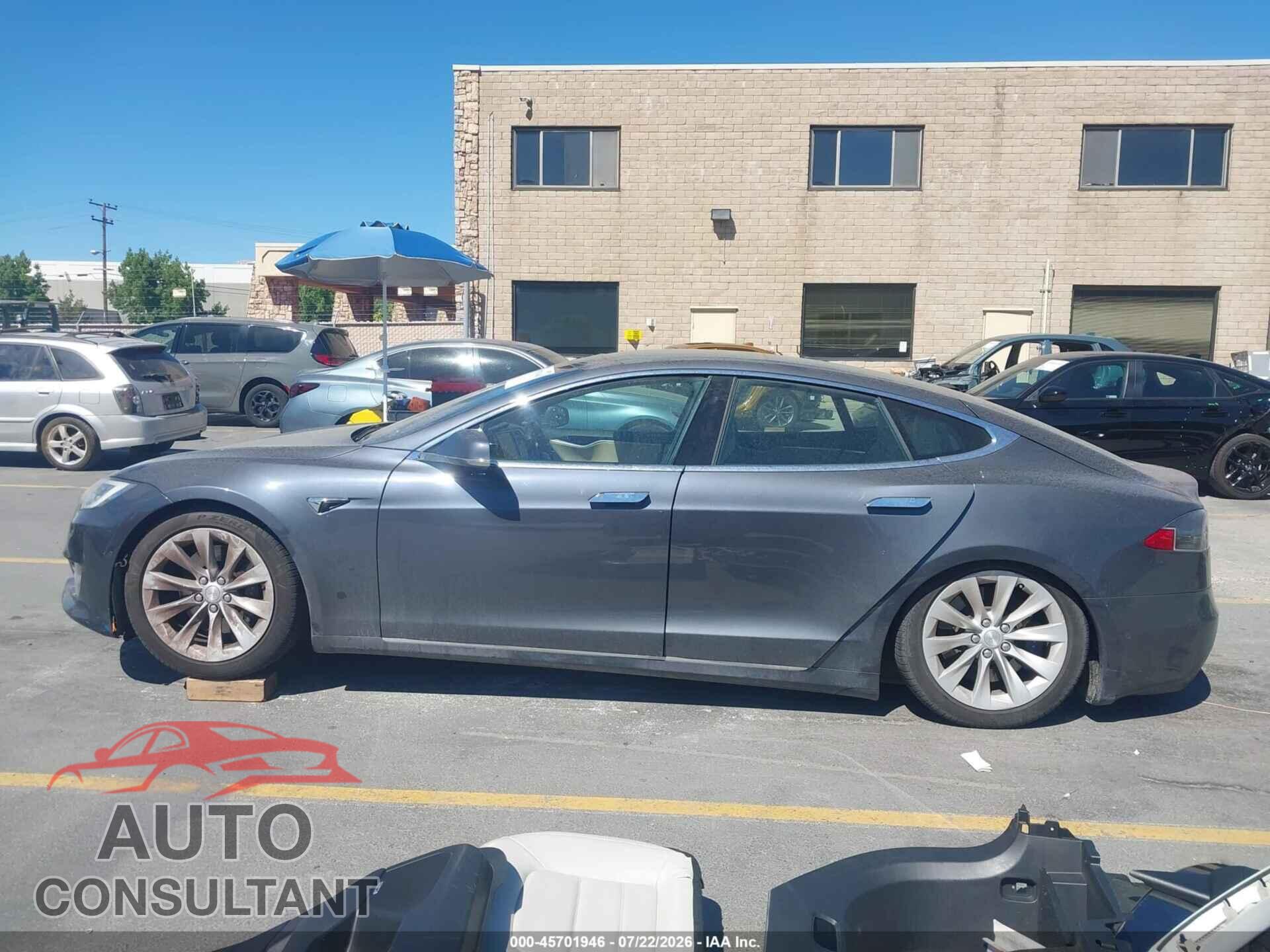 TESLA MODEL S 2016 - 5YJSA1E27GF174679