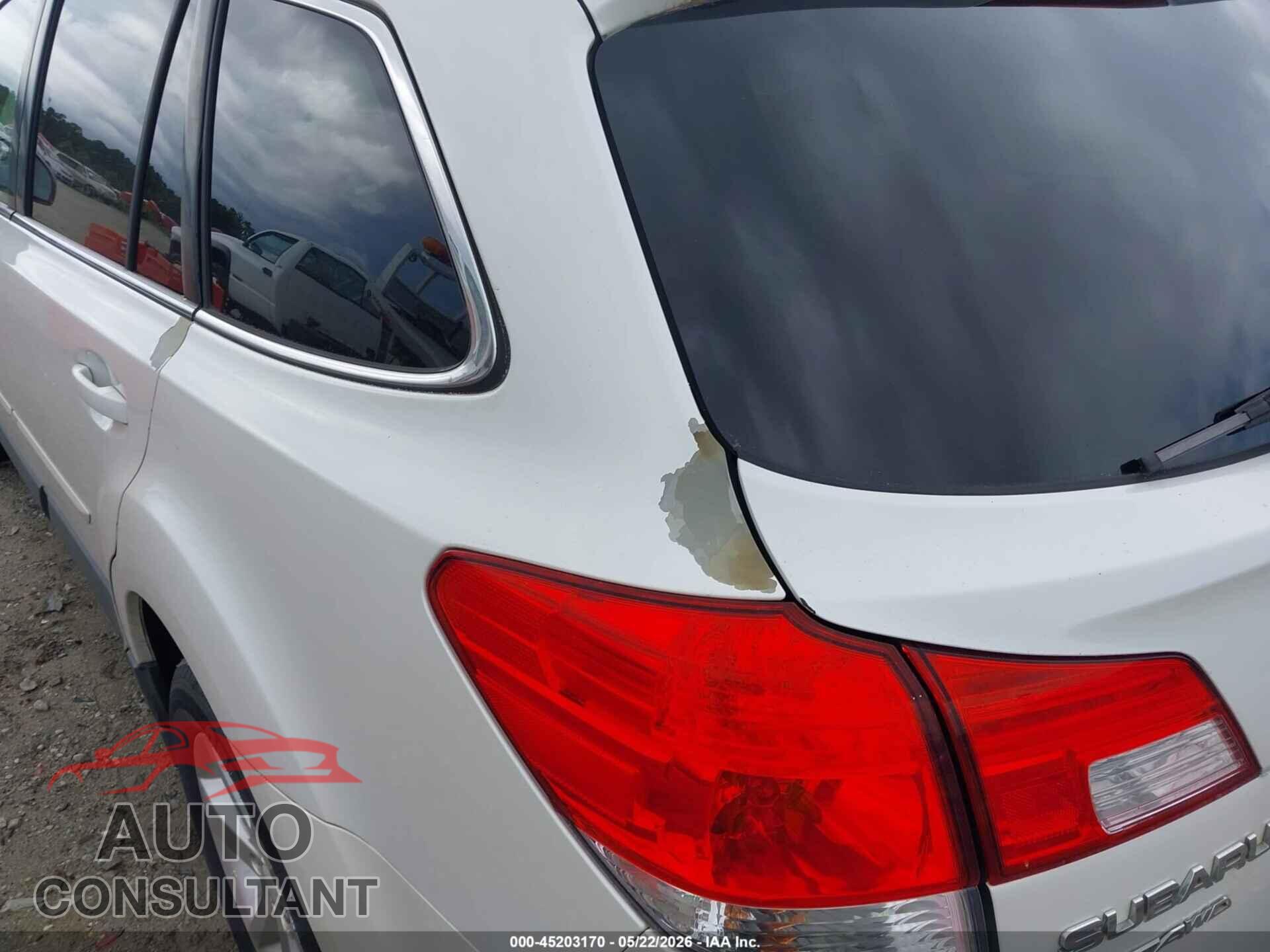 SUBARU OUTBACK 2013 - 4S4BRCGC9D3290562