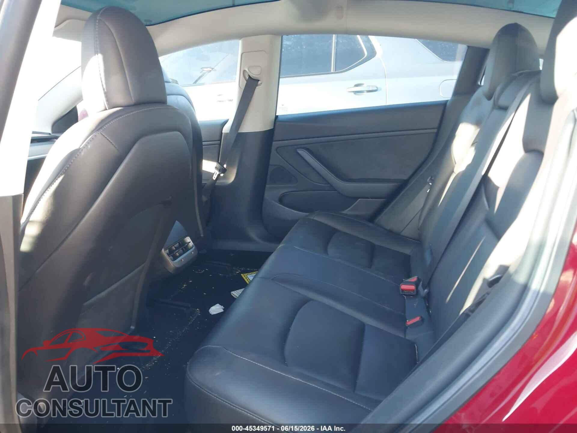 TESLA MODEL 3 2019 - 5YJ3E1EA7KF308695