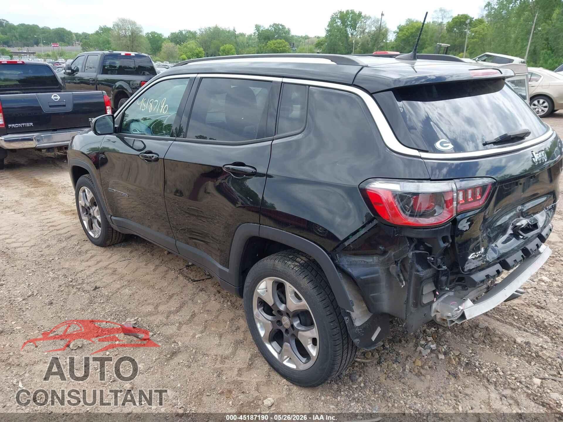JEEP COMPASS 2018 - 3C4NJDCB8JT201852