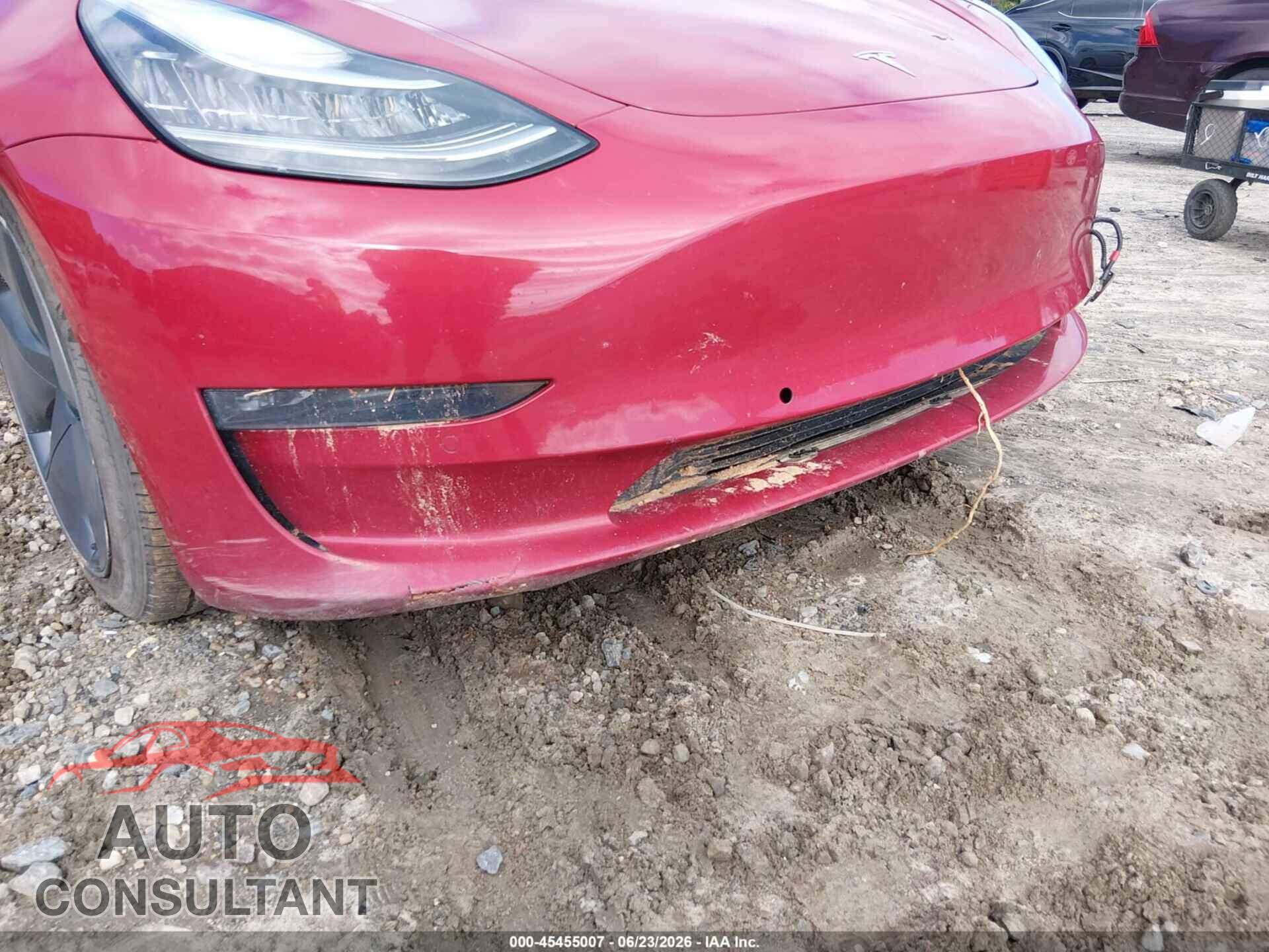 TESLA MODEL 3 2018 - 5YJ3E1EB0JF064315