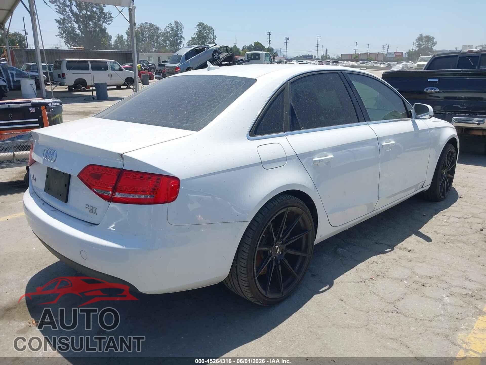AUDI A4 2012 - WAUBFAFL7CN005232