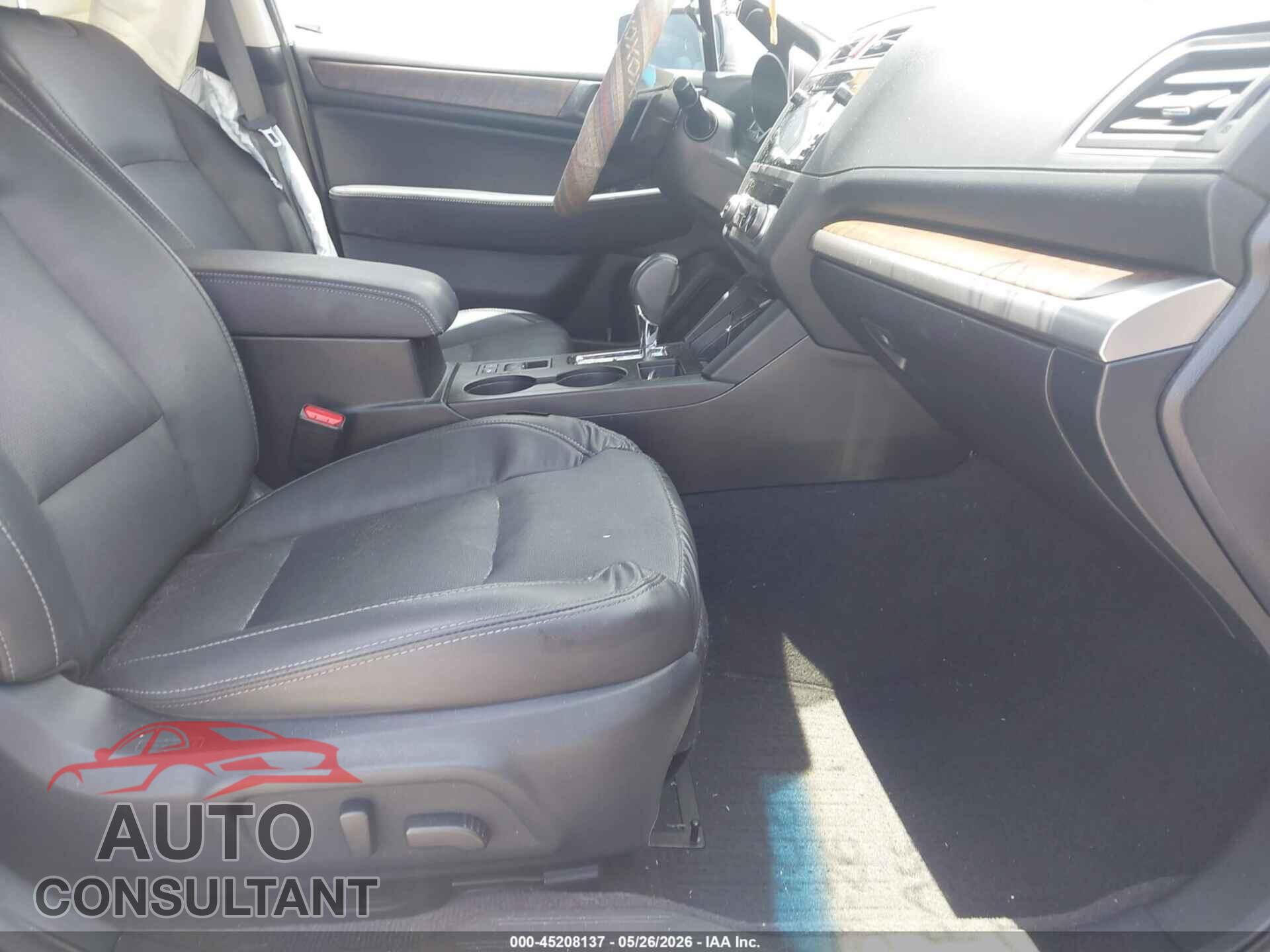 SUBARU OUTBACK 2017 - 4S4BSANC4H3260614