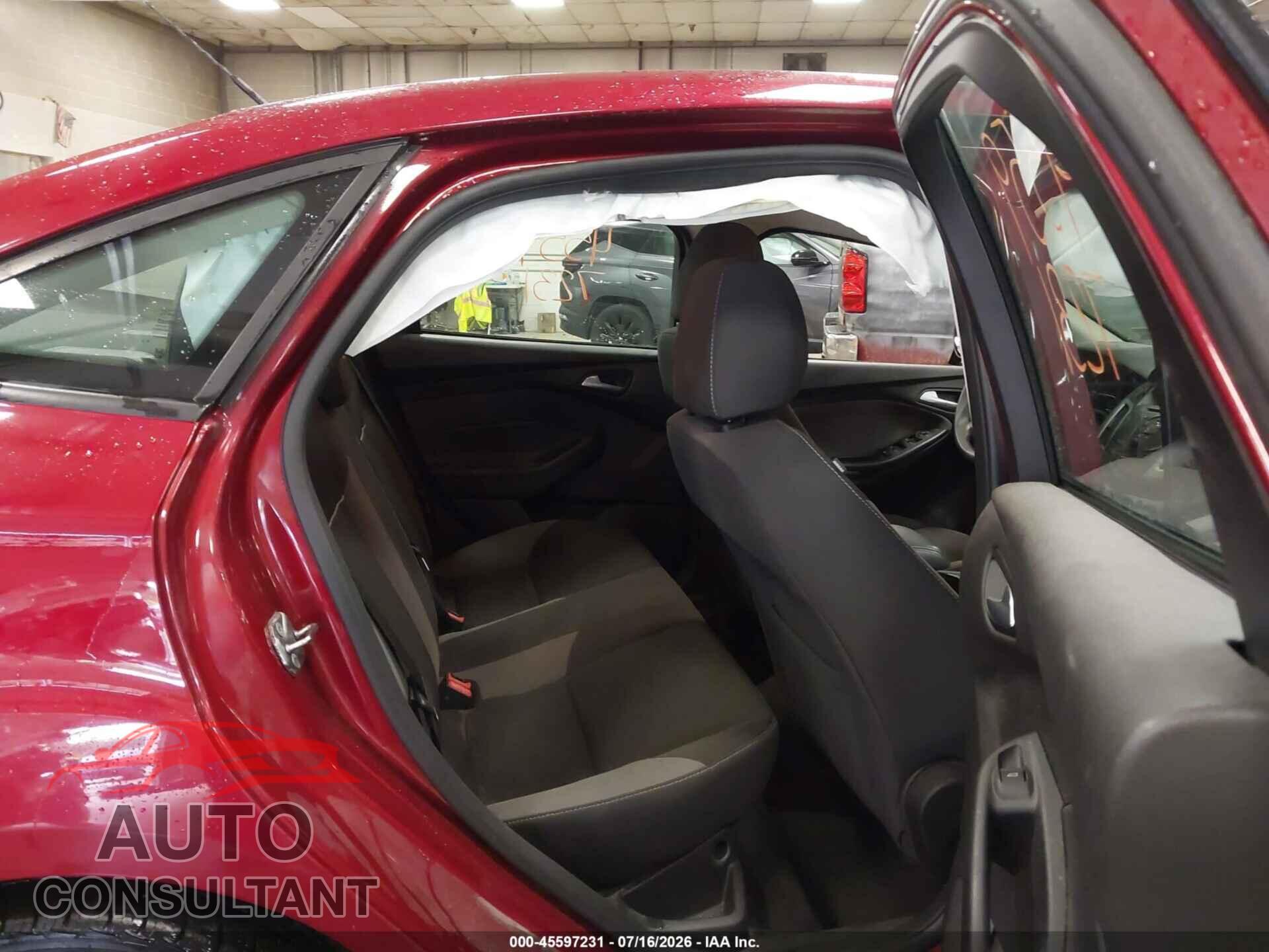 FORD FOCUS 2013 - 1FADP3F26DL224455