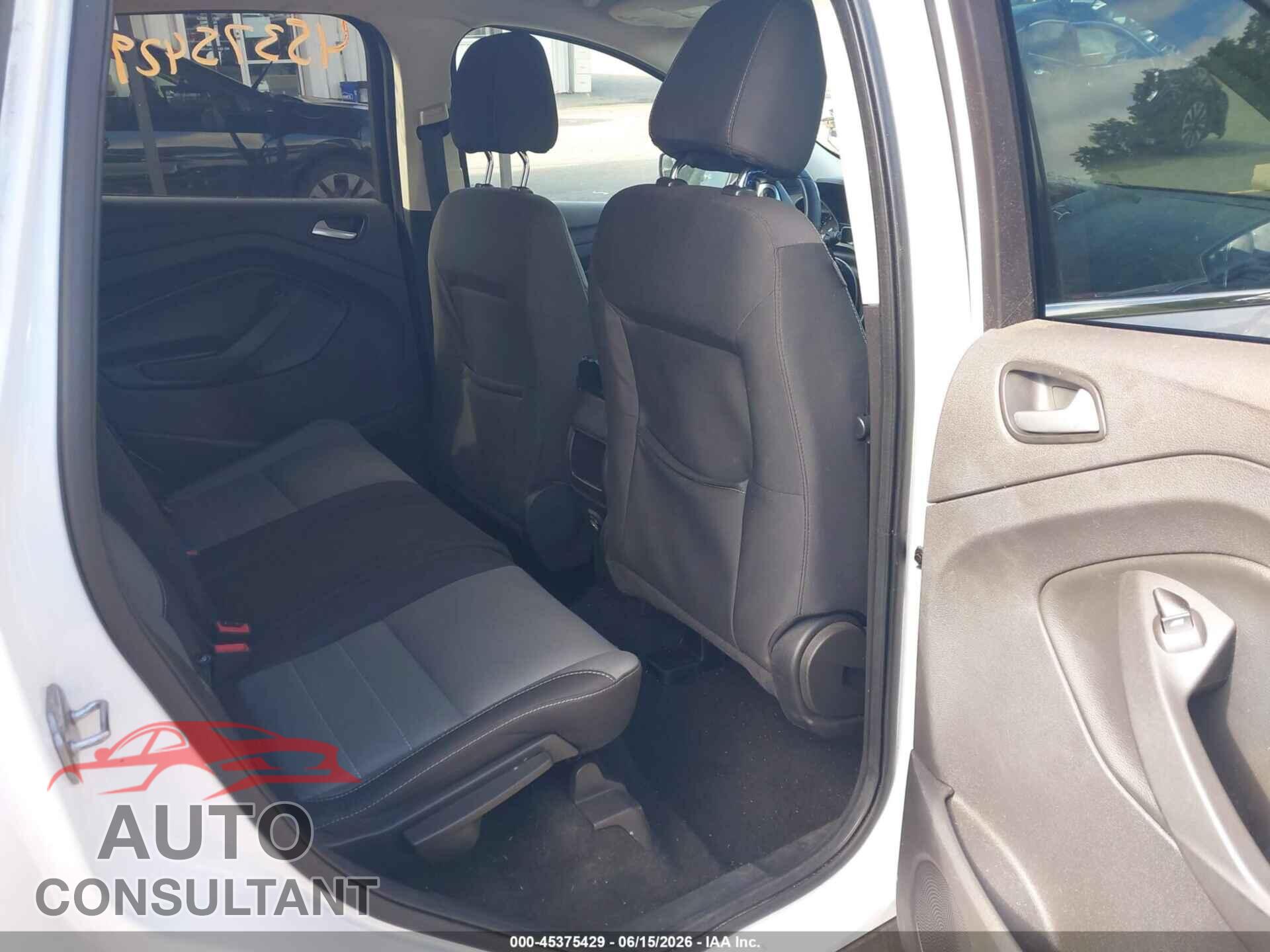 FORD ESCAPE 2015 - 1FMCU9GX2FUC65606