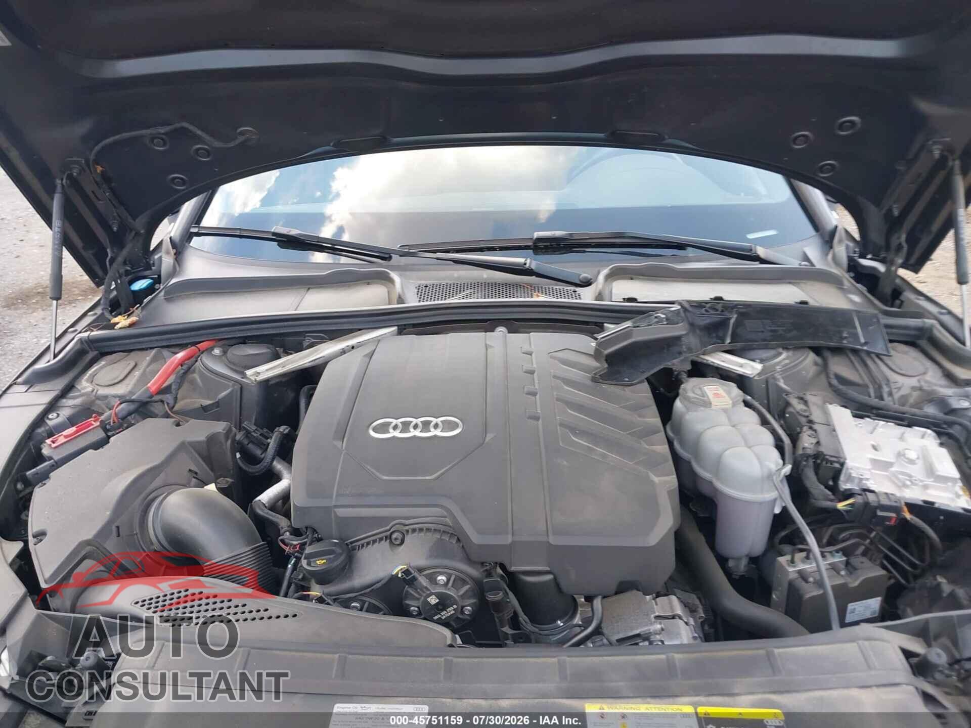 AUDI A4 2021 - WAUDAAF40MN008409