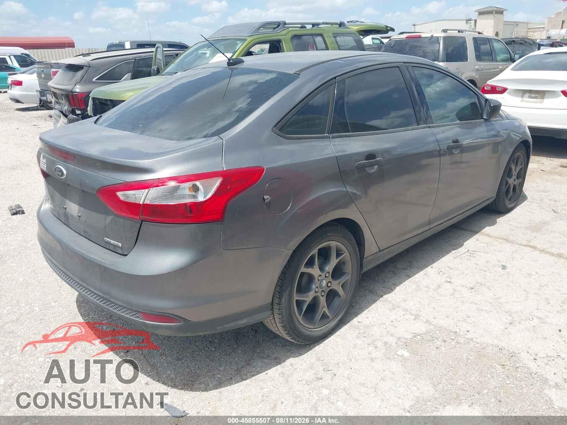FORD FOCUS 2013 - 1FADP3E28DL372575