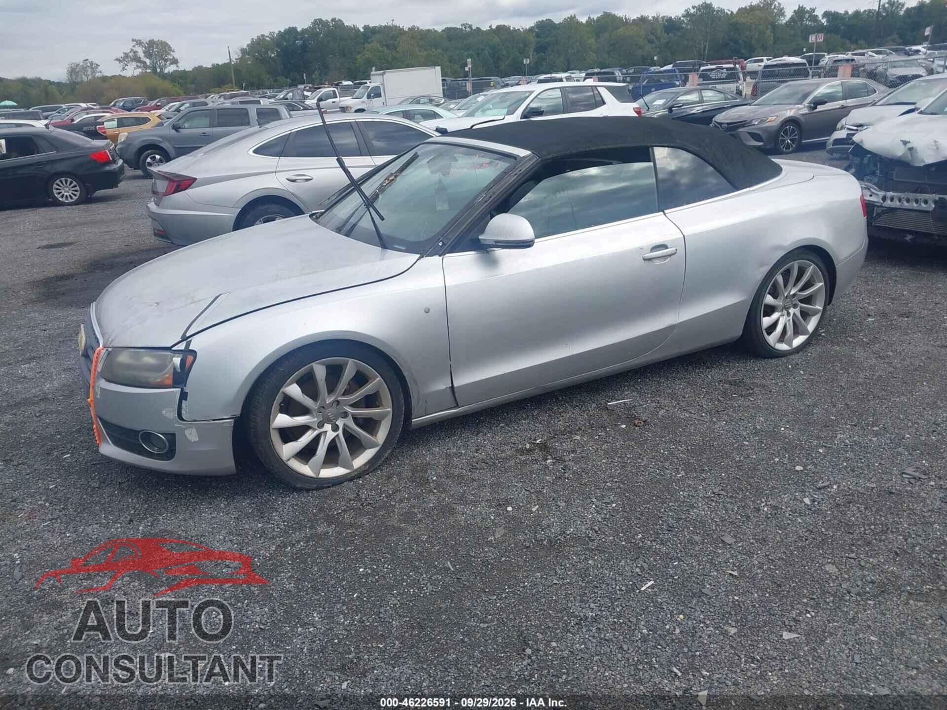 AUDI A5 2011 - WAUTFAFH4BN003985