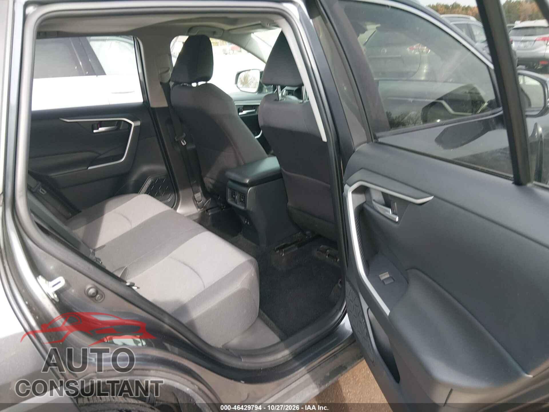 TOYOTA RAV4 2019 - JTMP1RFV8KD031334
