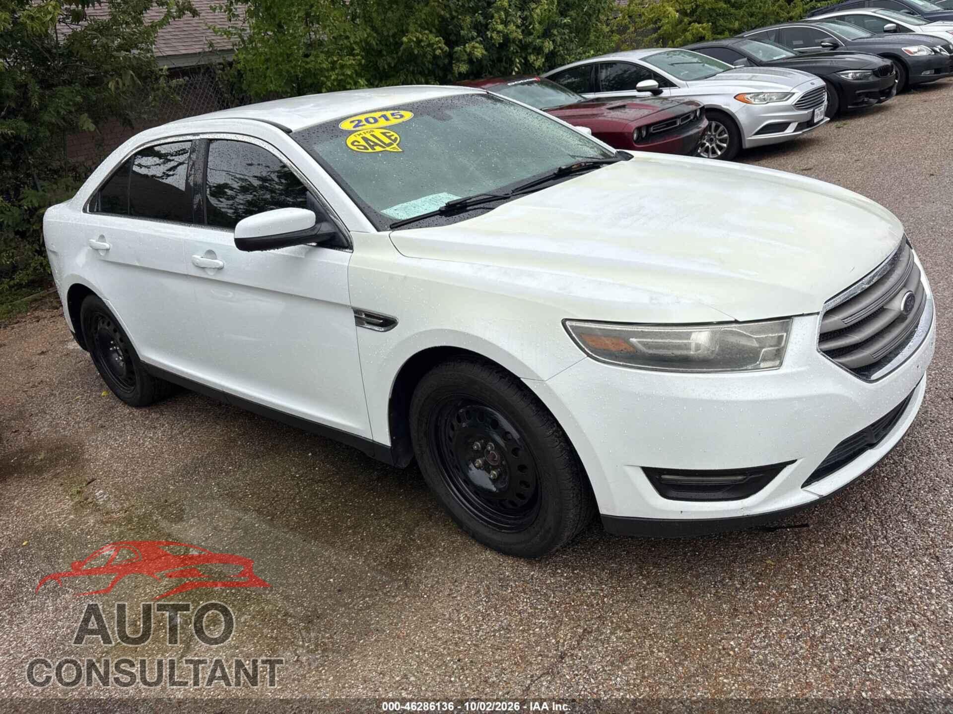 FORD TAURUS 2015 - 1FAHP2E85FG151981