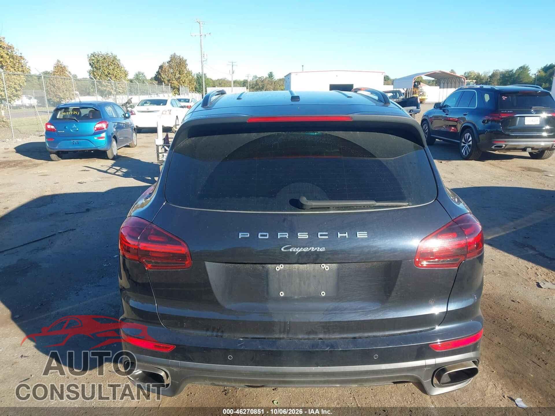 PORSCHE CAYENNE 2016 - WP1AA2A20GKA14264