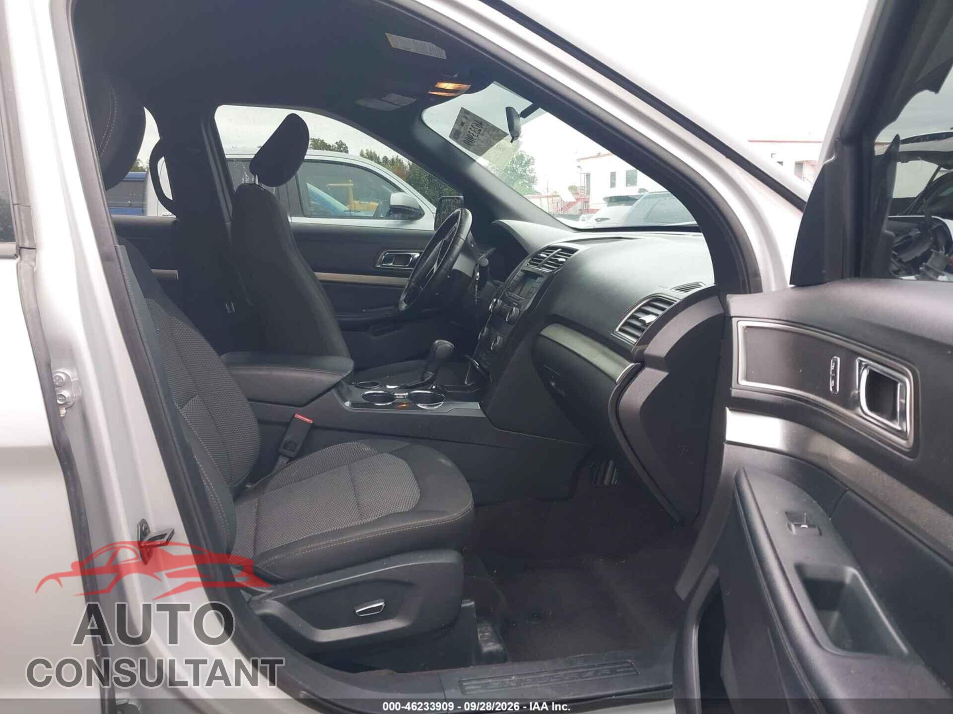 FORD EXPLORER 2018 - 1FM5K7D86JGB97608