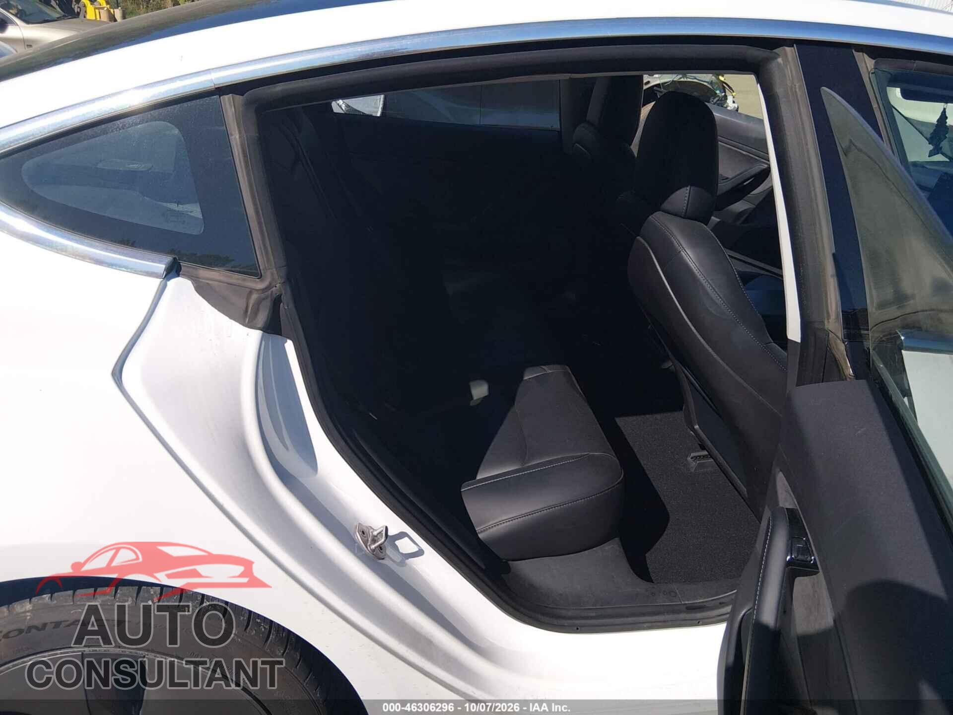 TESLA MODEL 3 2018 - 5YJ3E1EB9JF108537