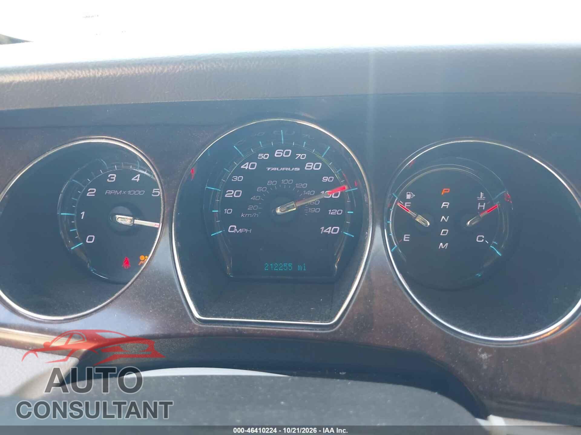 FORD TAURUS 2011 - 1FAHP2FW8BG152503