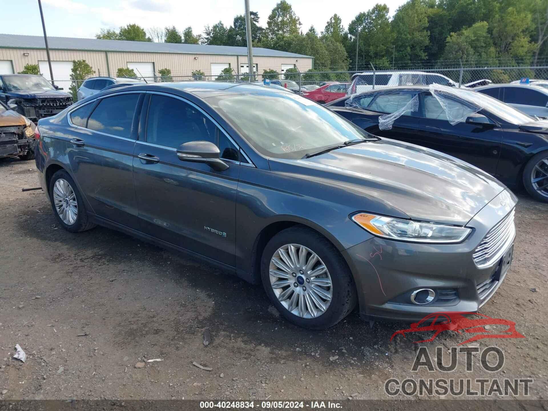 FORD FUSION HYBRID 2016 - 3FA6P0LU5GR288151