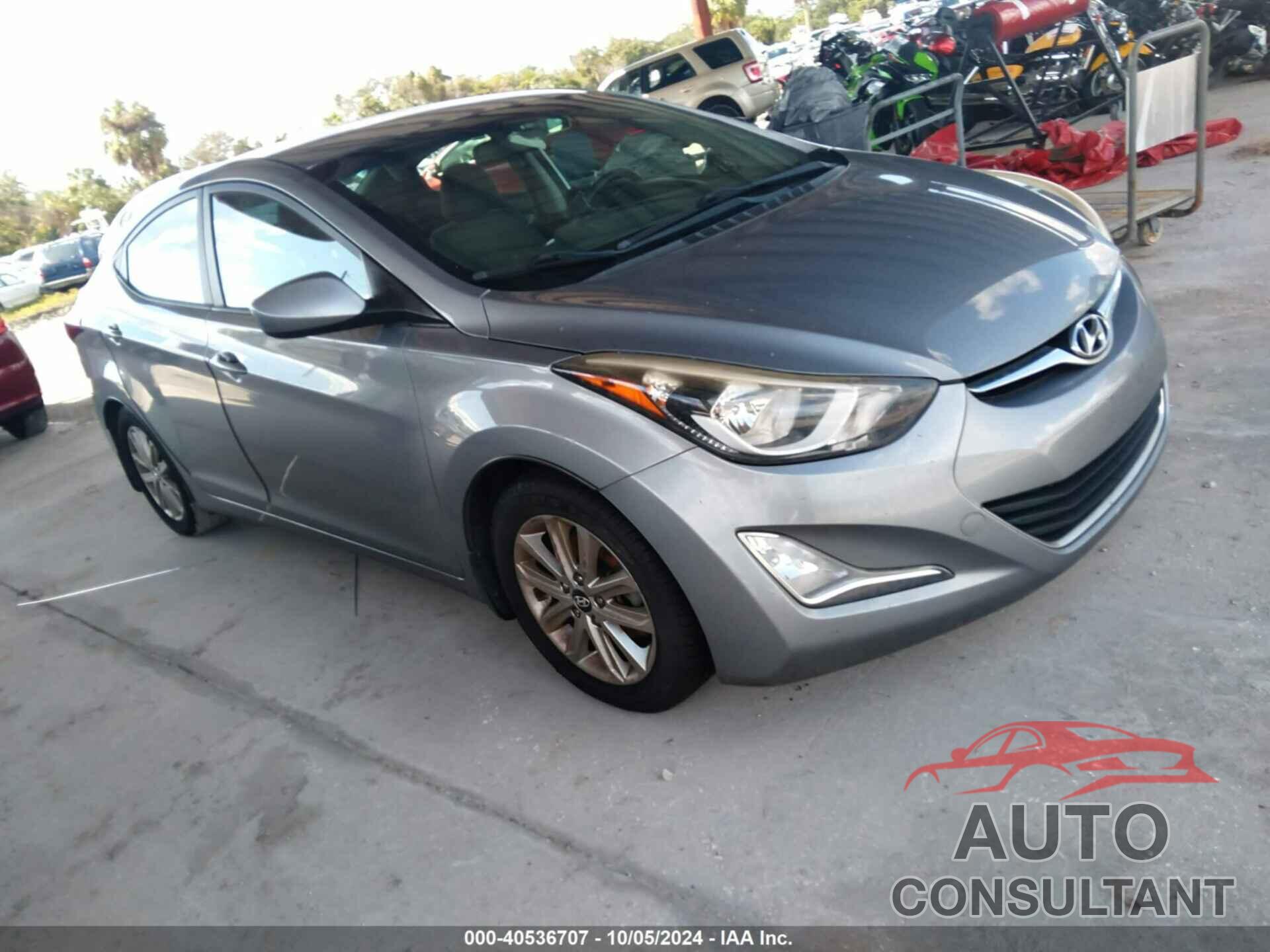 HYUNDAI ELANTRA 2015 - KMHDH4AE1FU413330