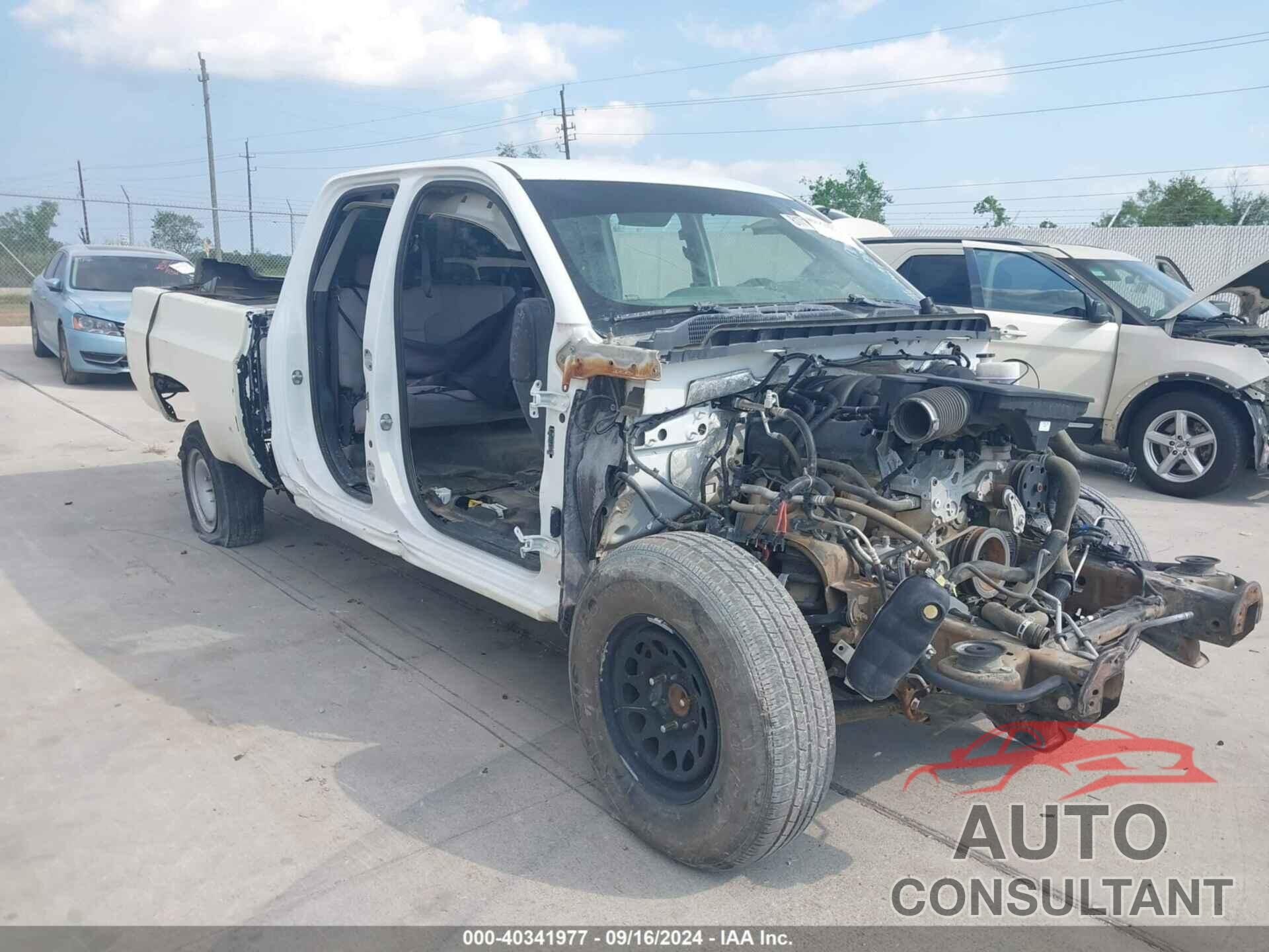 CHEVROLET SILVERADO 1500 2018 - 1GCRCNEC3JZ171112