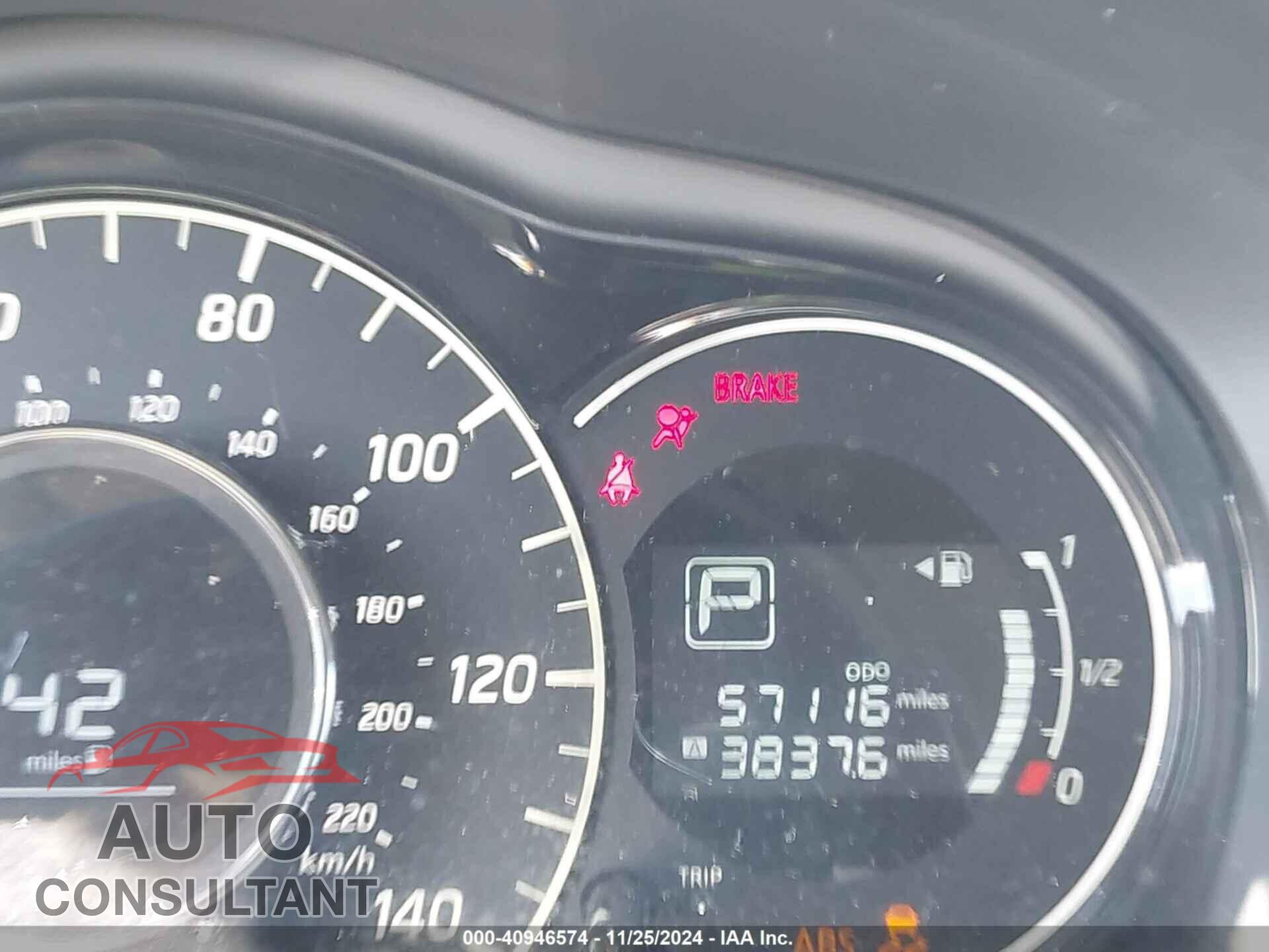 NISSAN VERSA NOTE 2017 - 3N1CE2CP8HL375803