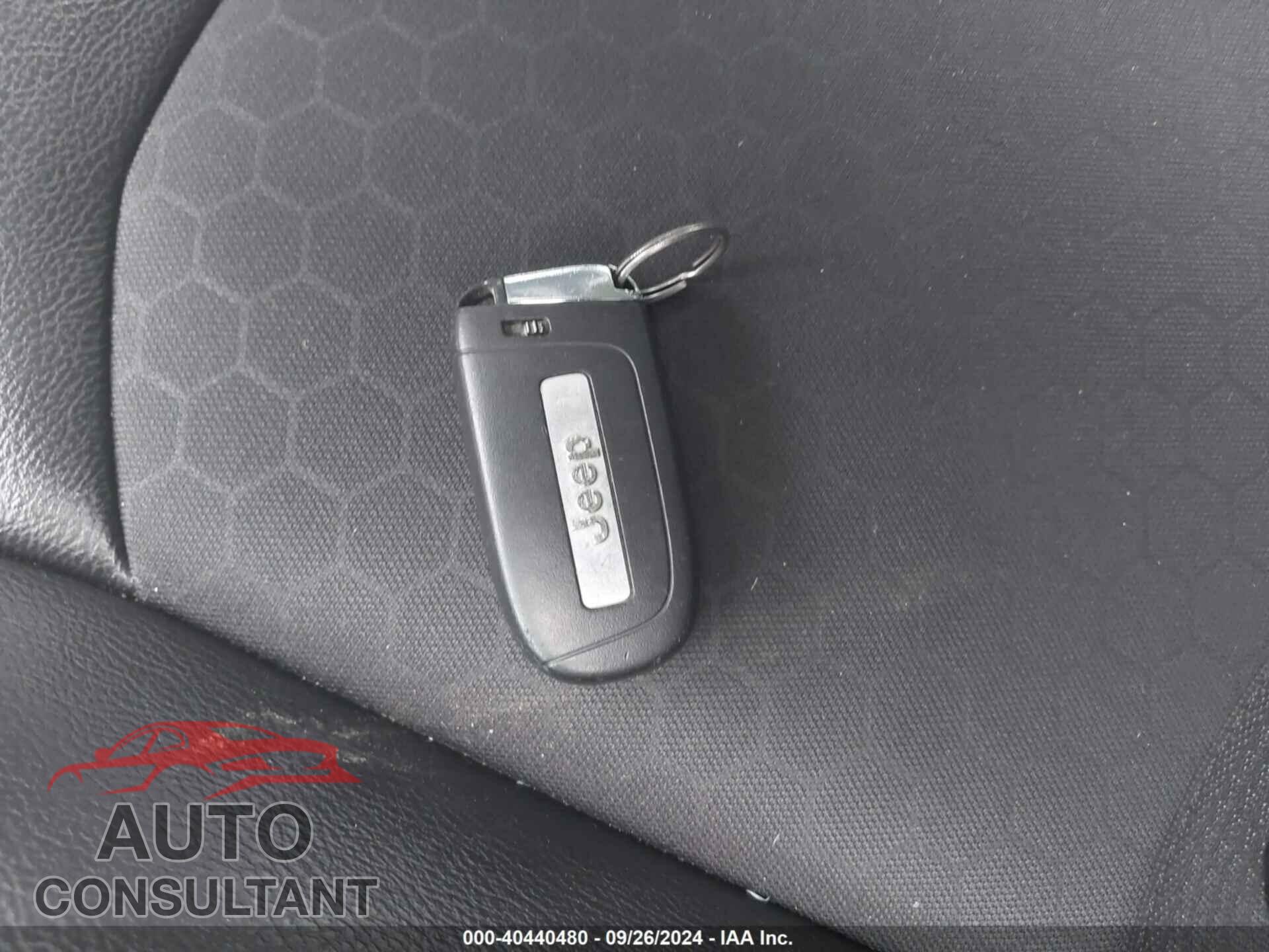 JEEP COMPASS 2019 - 3C4NJDBB7KT703237