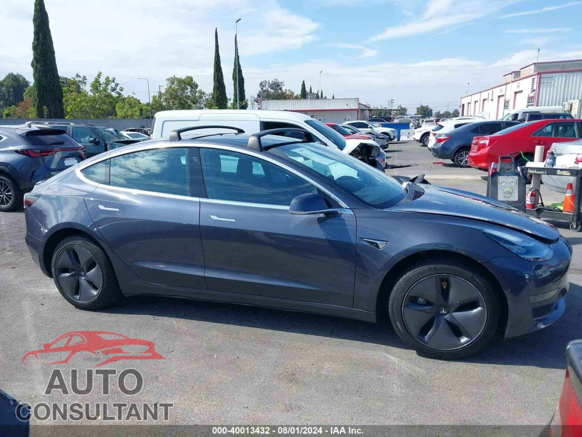 TESLA MODEL 3 2020 - 5YJ3E1EA5LF703167