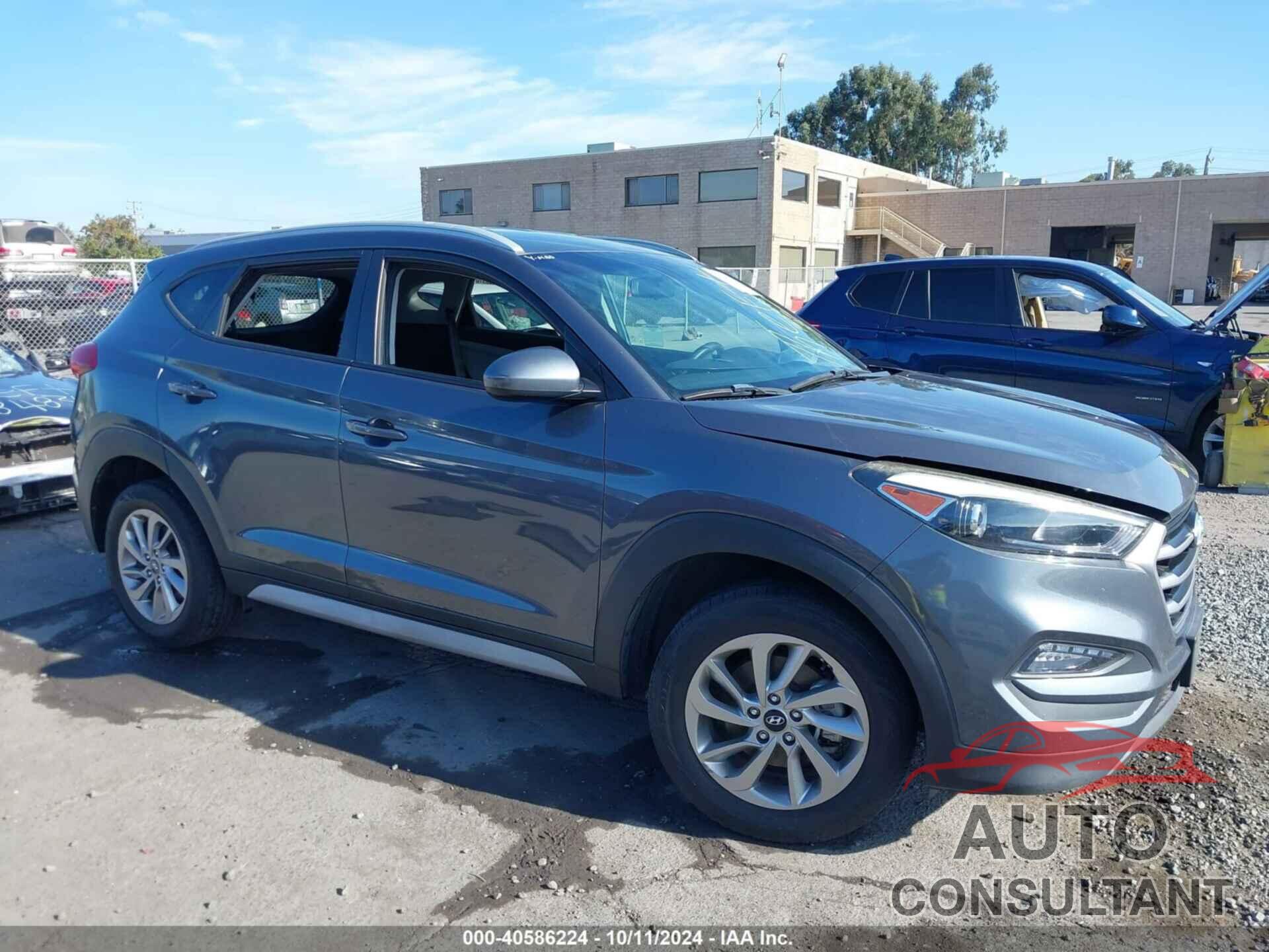 HYUNDAI TUCSON 2018 - KM8J33A40JU597431