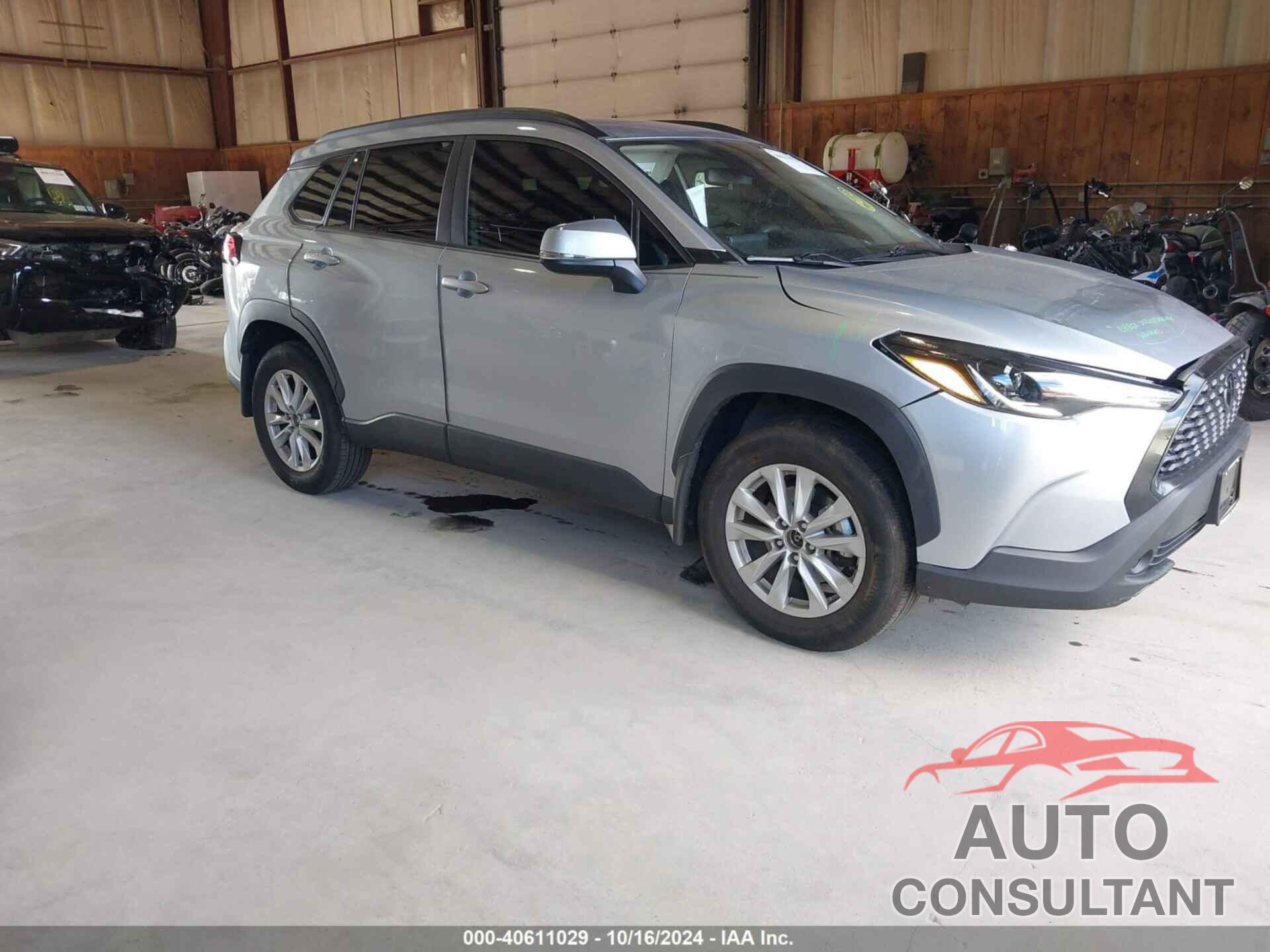TOYOTA COROLLA CROSS 2022 - 7MUBAABG5NV001161