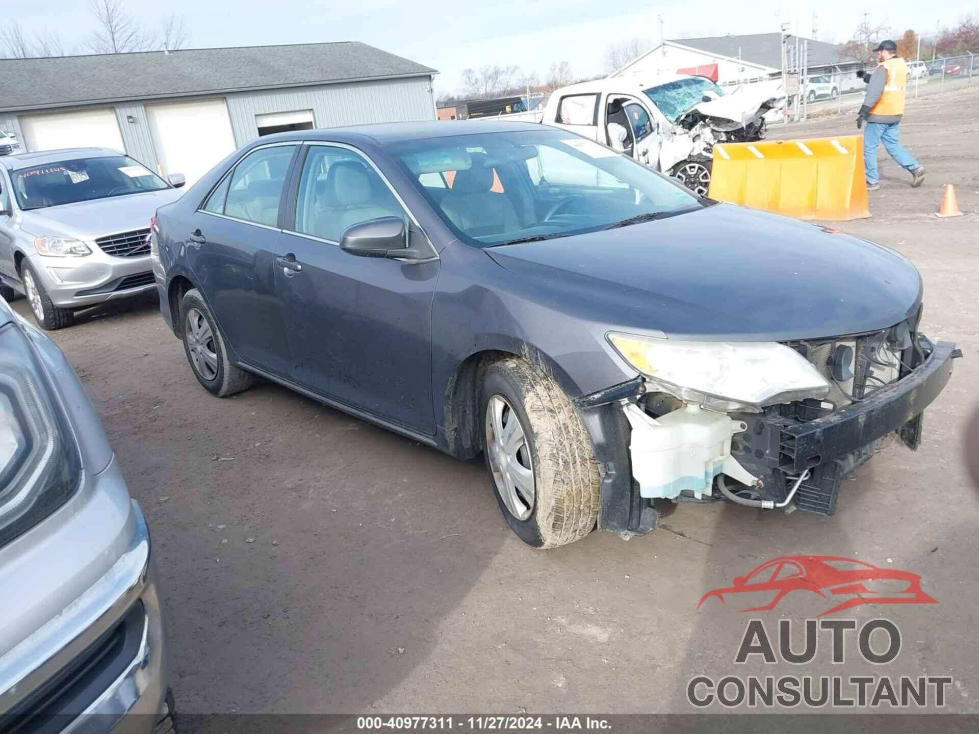 TOYOTA CAMRY 2013 - 4T4BF1FK3DR294144