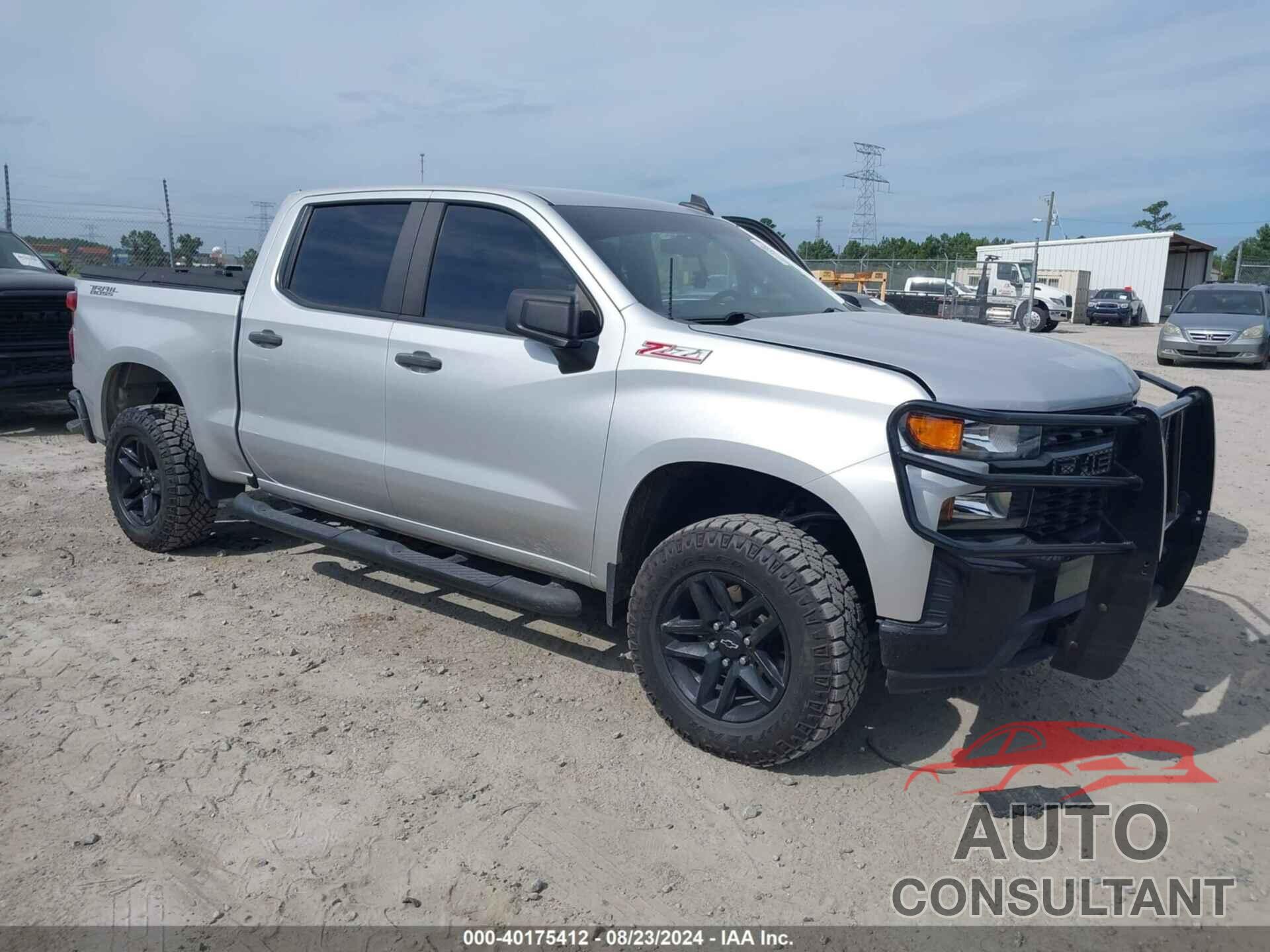 CHEVROLET SILVERADO 1500 2021 - 1GCPYCEF9MZ236704