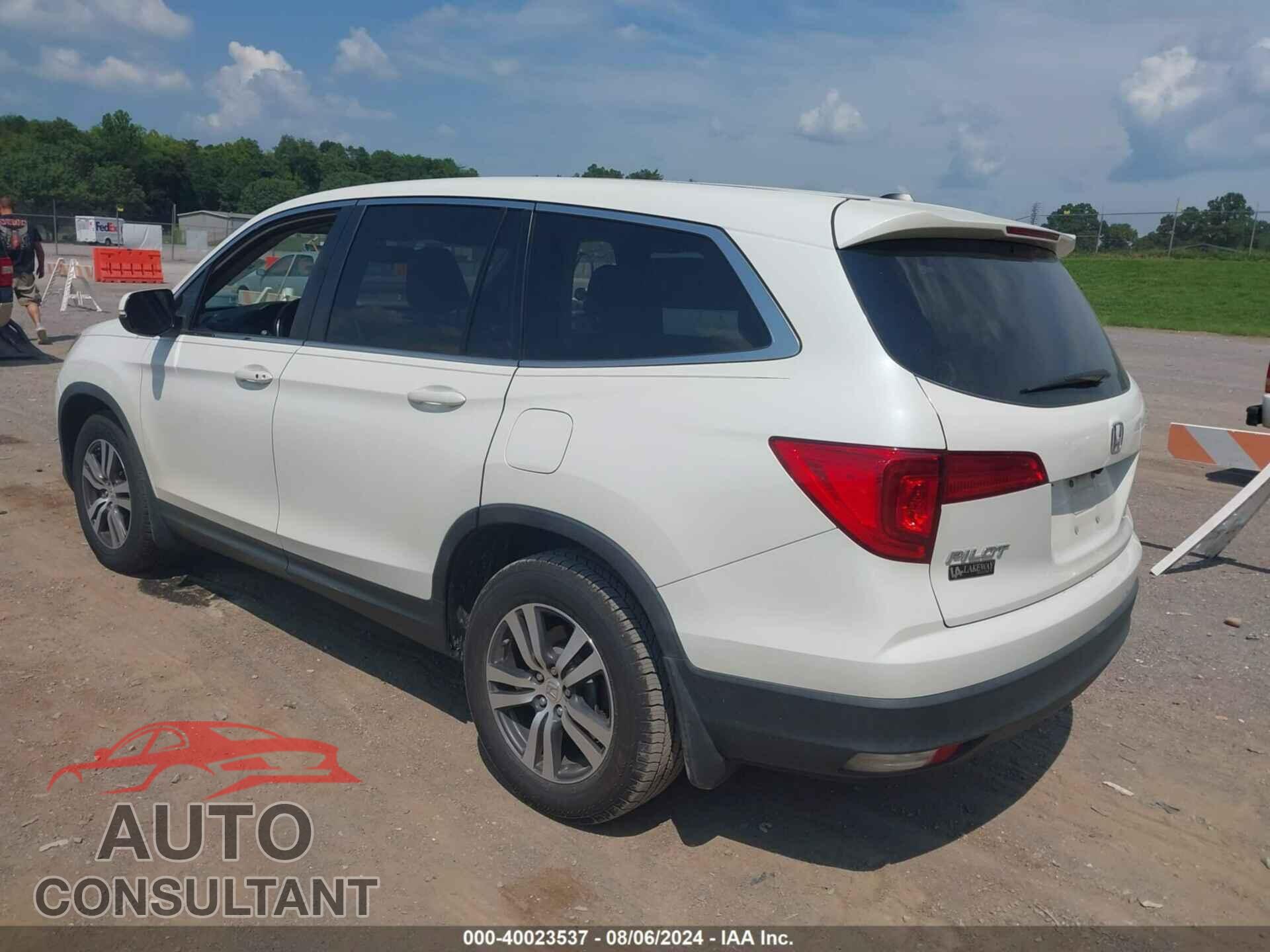 HONDA PILOT 2018 - 5FNYF5H58JB018246