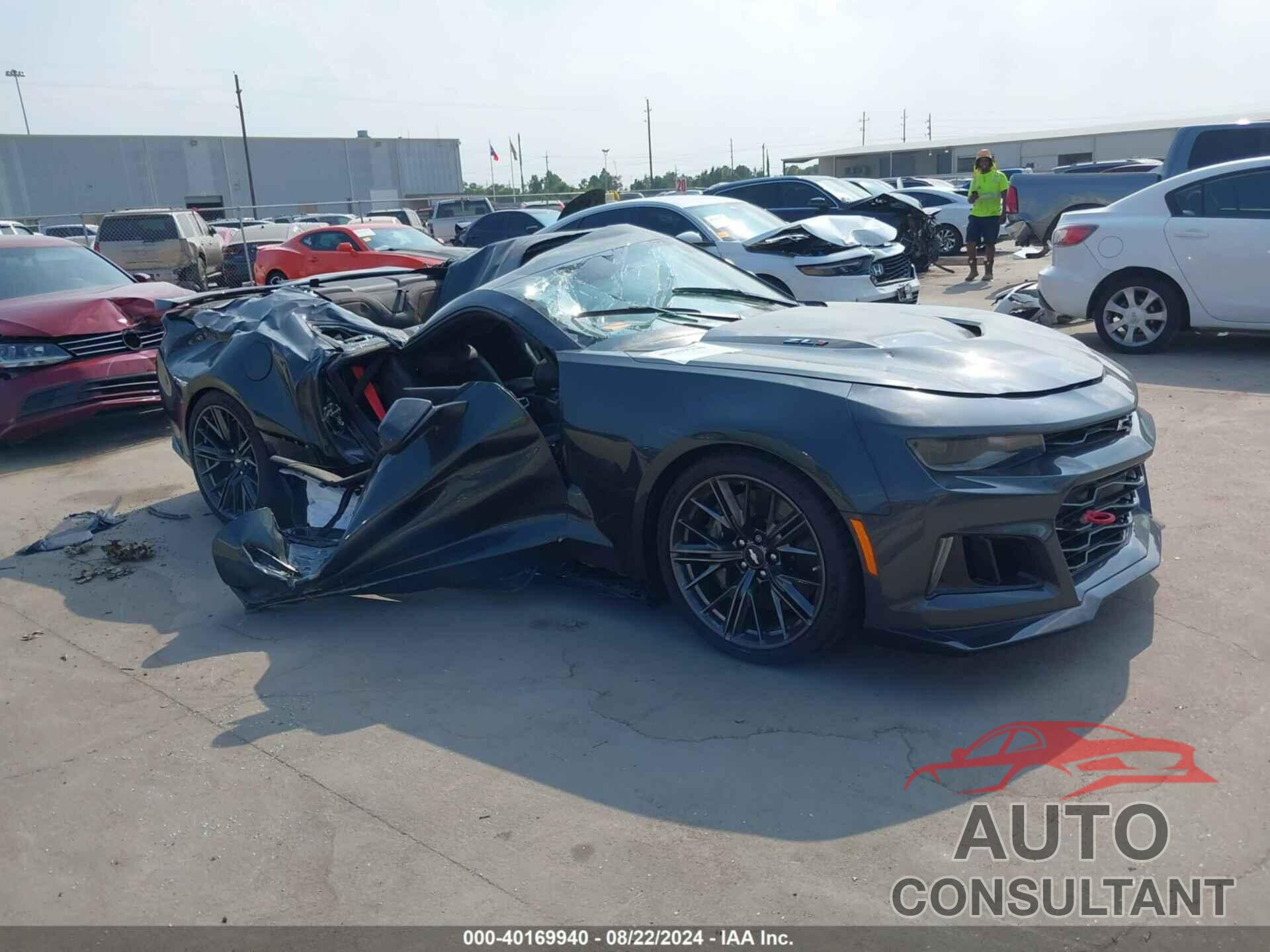 CHEVROLET CAMARO 2018 - 1G1FK1R63J0187505